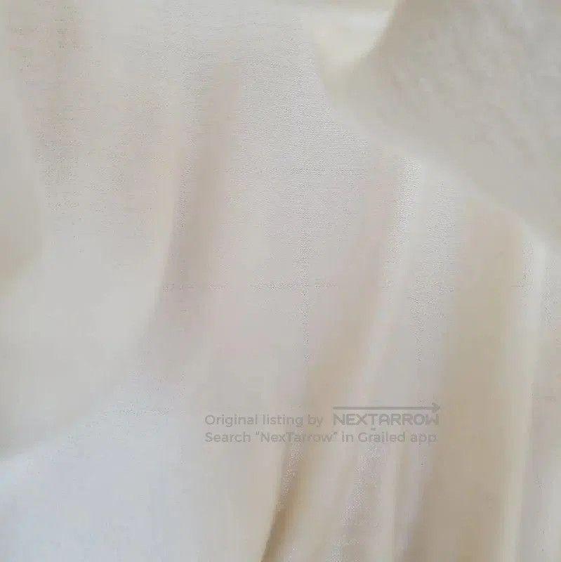 Burberry Burberry Beige Silk-Blend Embroidered Turtleneck Top. Size M / US 6-8 / IT 42-44 - 9 Thumbnail