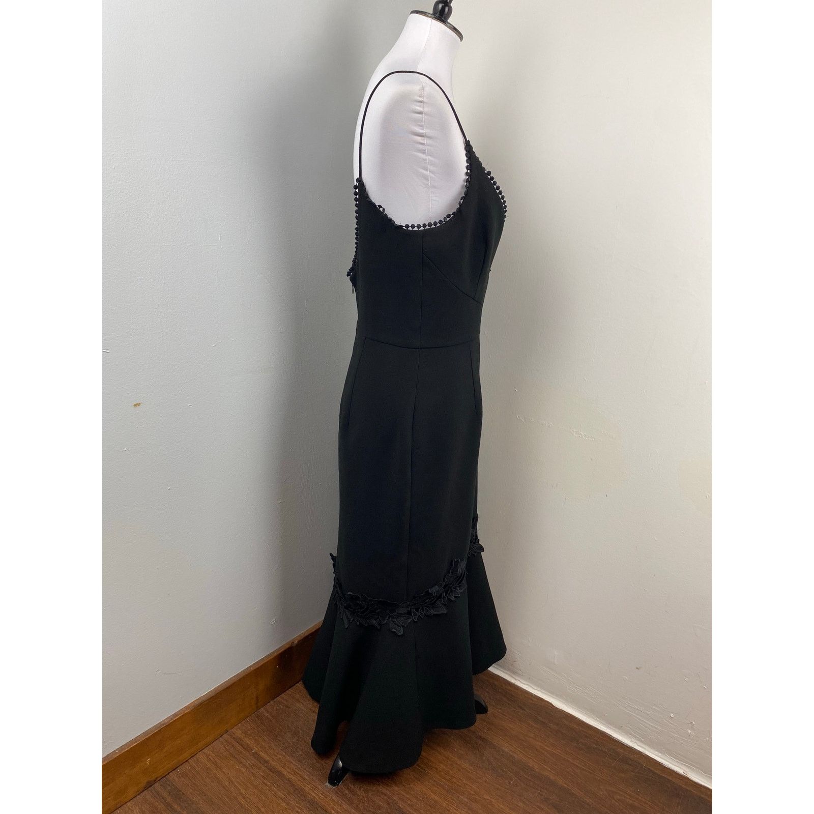 NICHOLAS Nicholas Crepe Phoenix Fitted Panel Floral Appliqué Dress Size M / US 6-8 / IT 42-44 - 8 Thumbnail