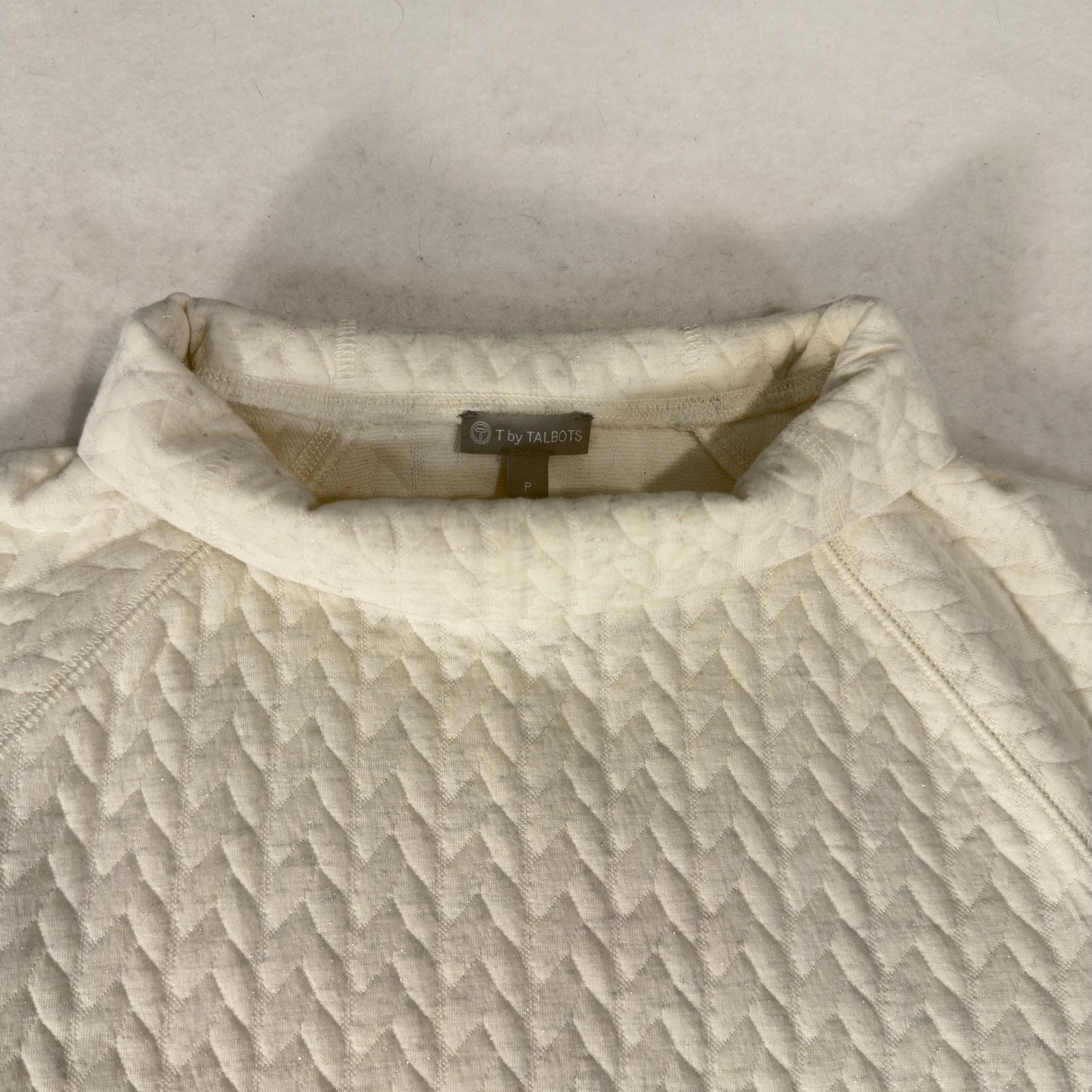Talbots T by Talbots Sweater P Petite Winter White Quilted Metallic Size XS / US 0-2 / IT 36-38 - 9 Thumbnail