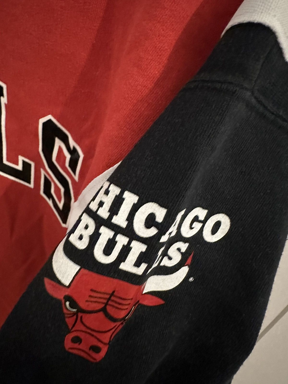 Champion Champion Jersey Shirt Chicago Bulls Size L Vintage Size US L / EU 52-54 / 3 - 8 Thumbnail