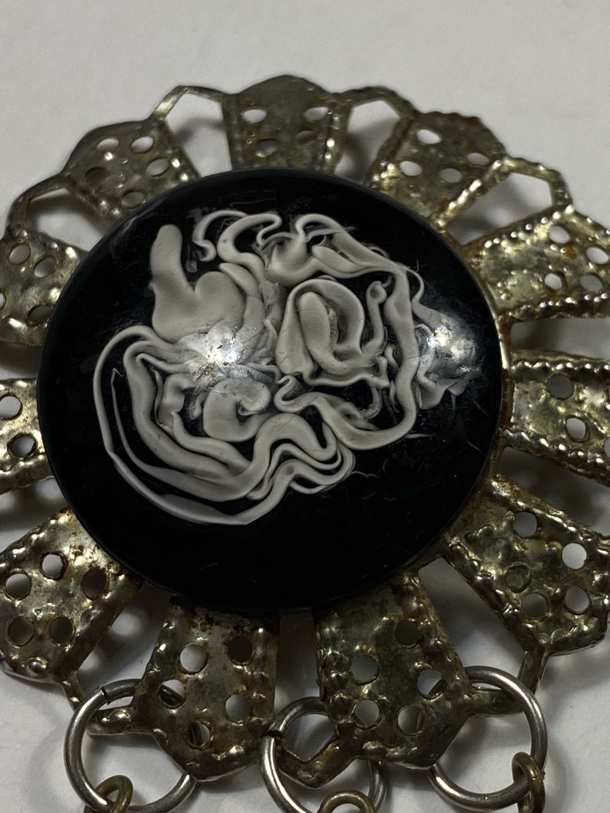 Jewelry Vintage Medusa Cameo Brooch | Japanese Brand Size ONE SIZE - 6 Thumbnail