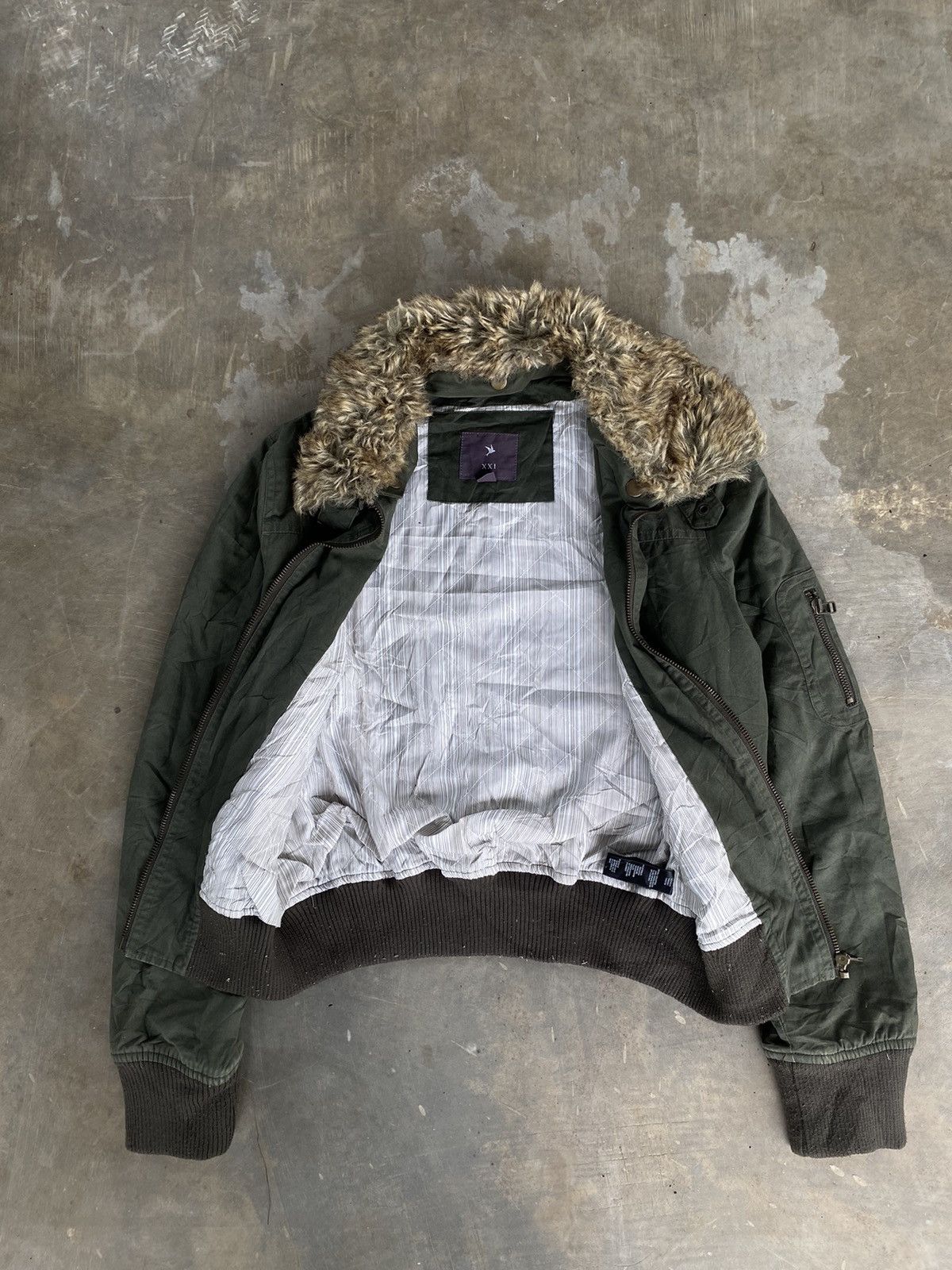 If Six Was Nine × Le Grande Bleu (L.G.B.) × Vintage XXI like LGB GOA vintage with fur Size US M / EU 48-50 / 2 - 2 Thumbnail