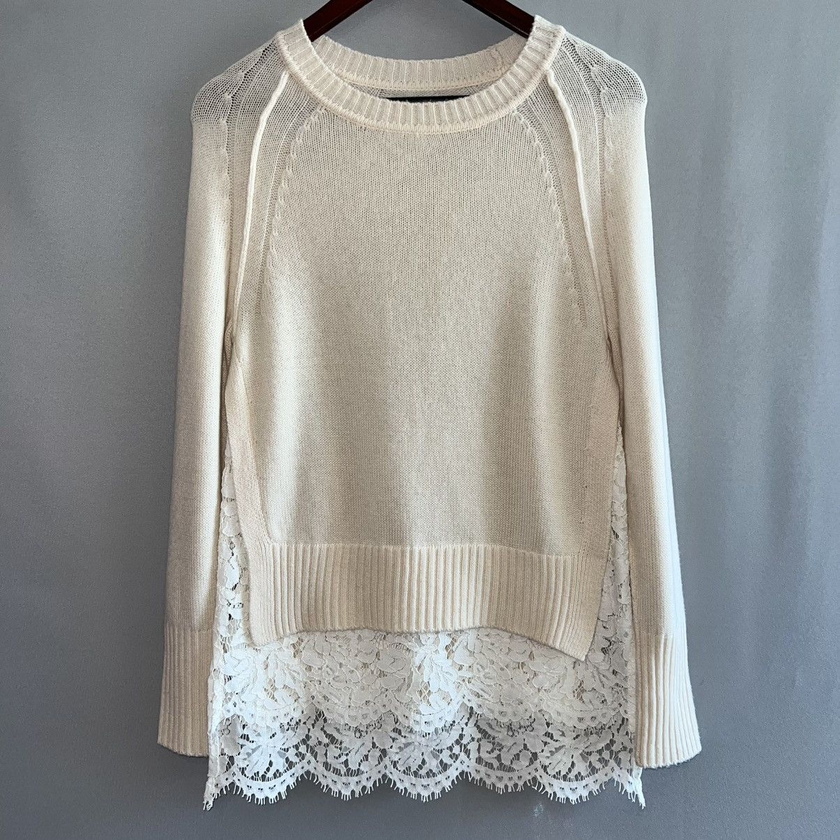 Brochu Walker Brochu Walk Cream Knit Sweater with Lace Underlay Size XS / US 0-2 / IT 36-38 - 1 Thumbnail