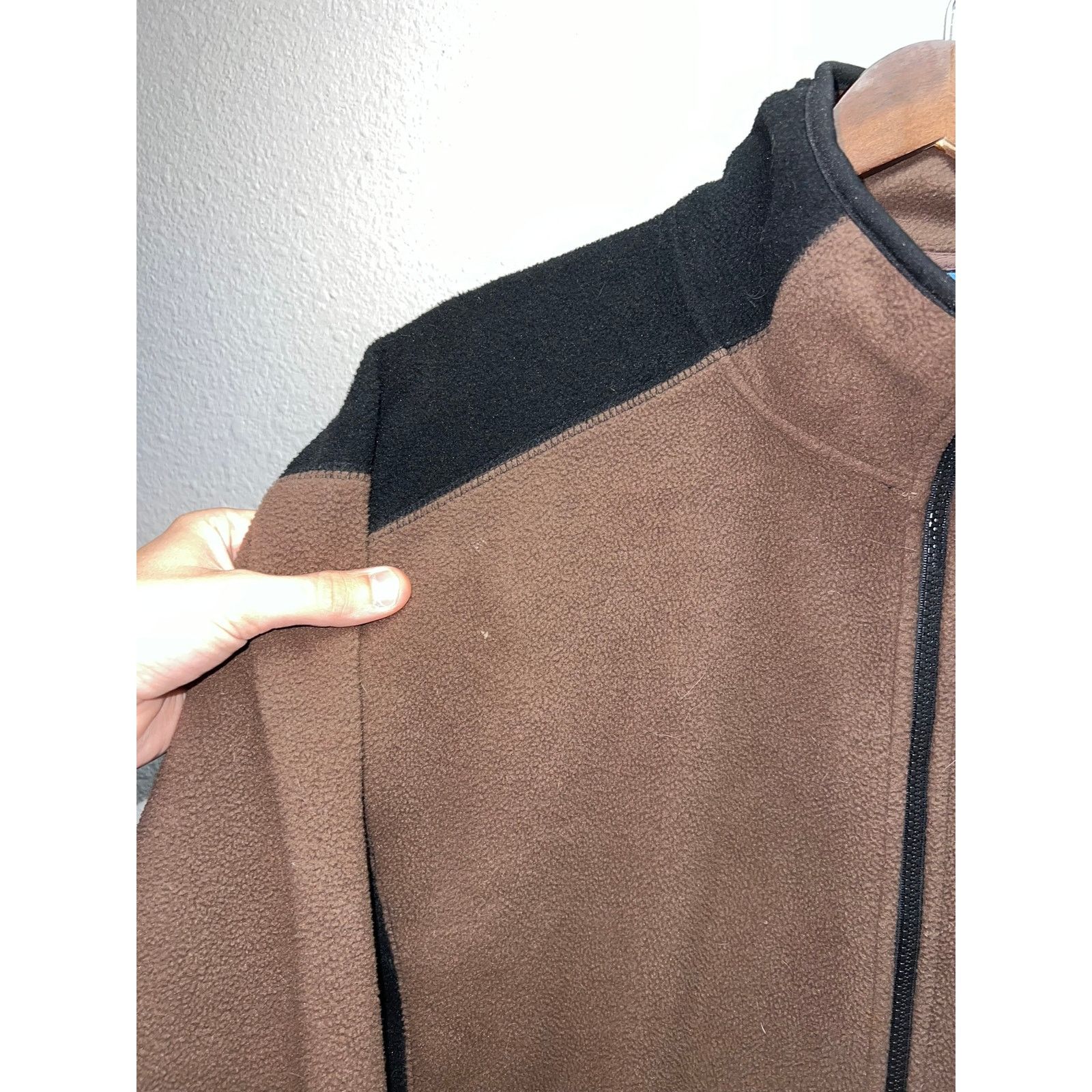 Vintage Vintage Alaska Brown Fleece Jacket Sweatshirt White Pass L Size US L / EU 52-54 / 3 - 3 Thumbnail