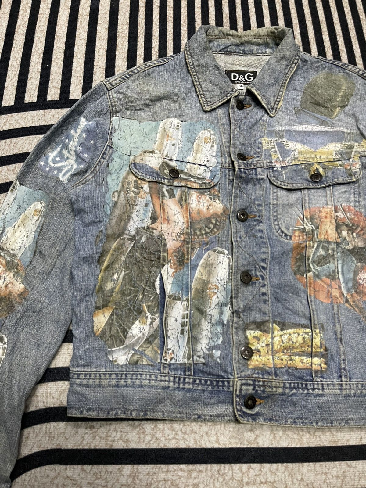 Dolce & Gabbana 2000s DOLCE & GABBANA PIN-UP PRINTED AMERICAN DENIM JACKET Size US M / EU 48-50 / 2 - 4 Thumbnail