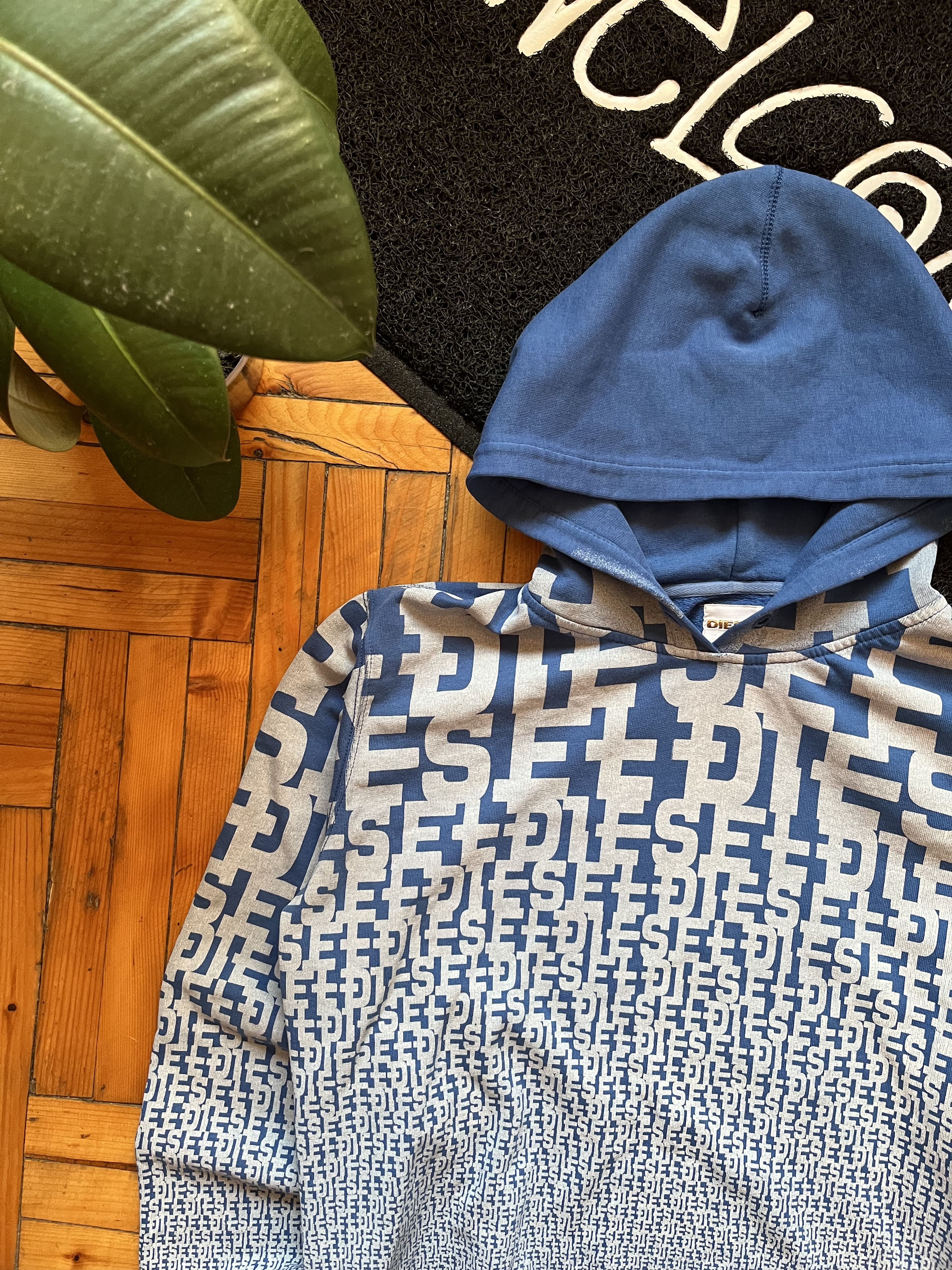 Diesel Share Vintage Diesel 90's Overprinted Big Logo Blue Hoodie Size US M / EU 48-50 / 2 - 2 Thumbnail