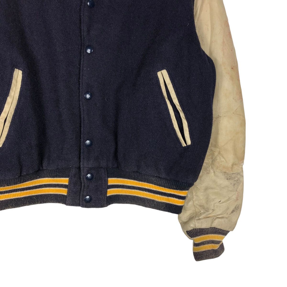 Golden Bear 🔥VINTAGE VARSITY LEATHER JACKET GOLDEN BEAR MADE IN USA Size US L / EU 52-54 / 3 - 7 Thumbnail