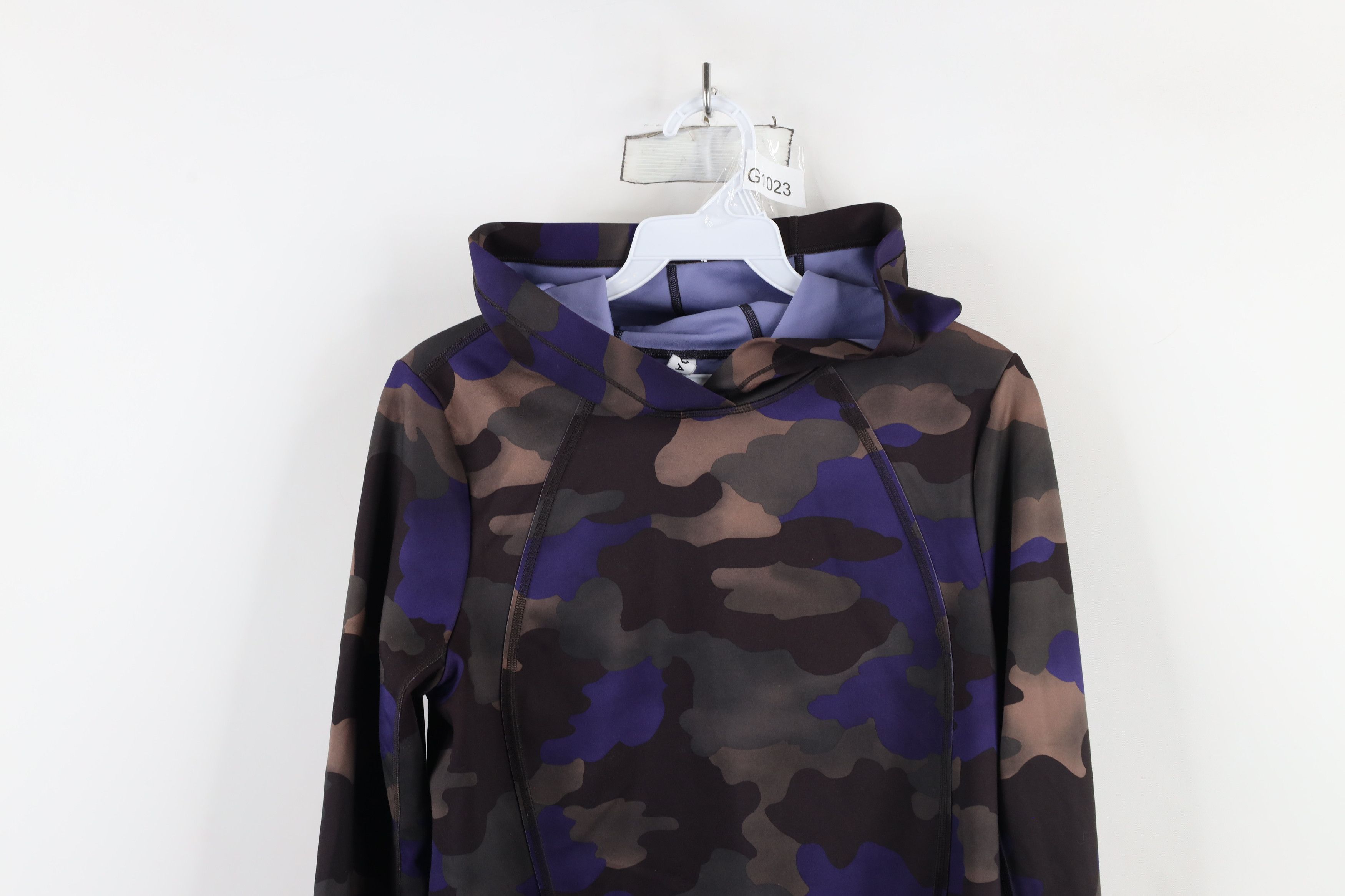 Athleta × Vintage Athleta The Pinnacle Crop Cropped Hoodie Yoga Gym Size XS / US 0-2 / IT 36-38 - 2 Thumbnail
