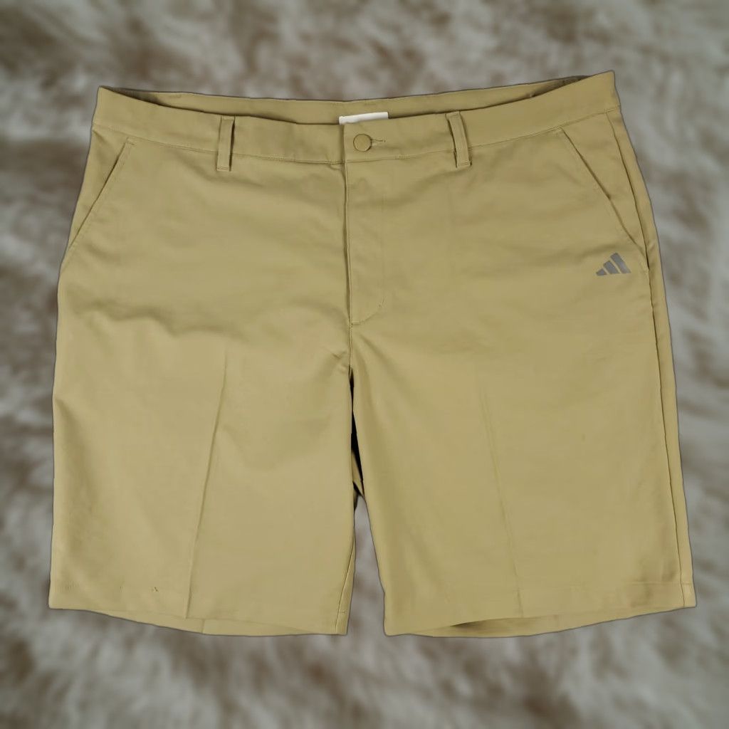 Adidas Adidas Shorts Mens Size 40 Beige Golf Casual Slash Pockets Flat Front Chino Size US 40 / EU 56 - 1 Thumbnail