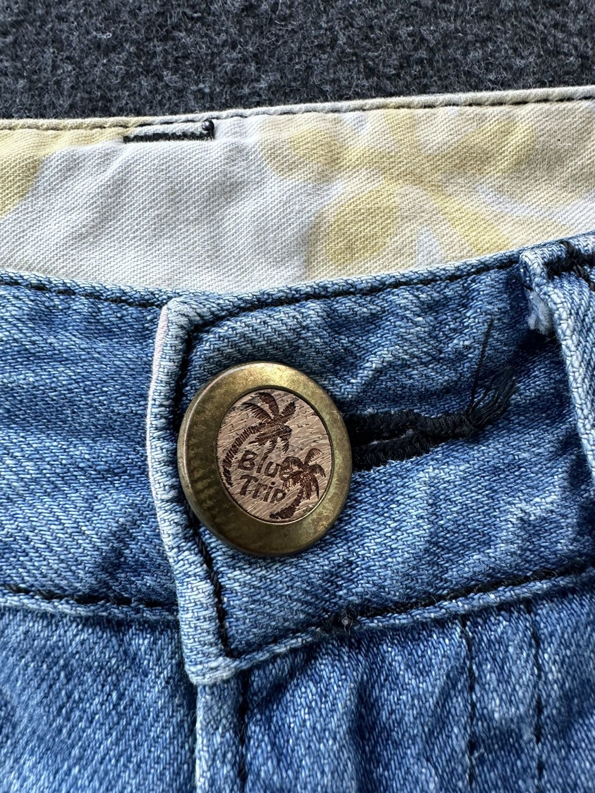 Edwin × If Six Was Nine × Vintage Vintage Edwin Blue Trip Distressed Hawaian Denim D166 Size US 28 / EU 44 - 13 Thumbnail