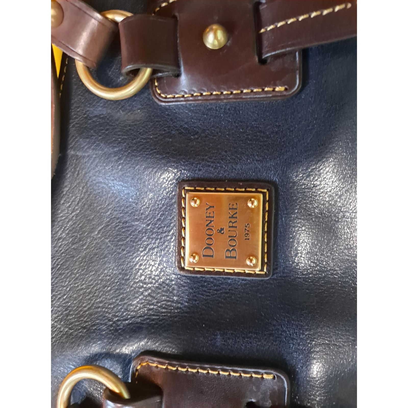 Dooney & Bourke Dooney & Bourke Blue Leather Shoulder Bag/Purse with Fringe Size ONE SIZE - 3 Thumbnail