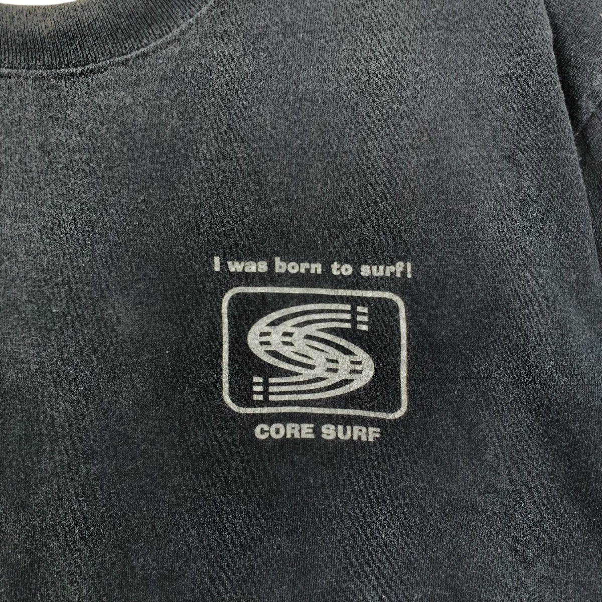 Vintage Vintage 90s CORE SURF I Was Born To Surfing Surfboard Shirt Size US L / EU 52-54 / 3 - 5 Thumbnail