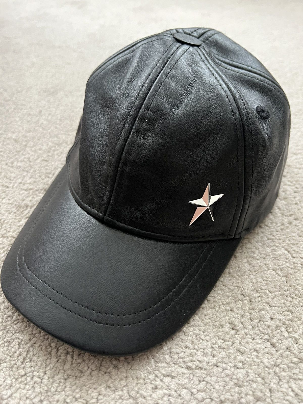 Thierry Mugler leather cap black - wpequipmentugltd.com