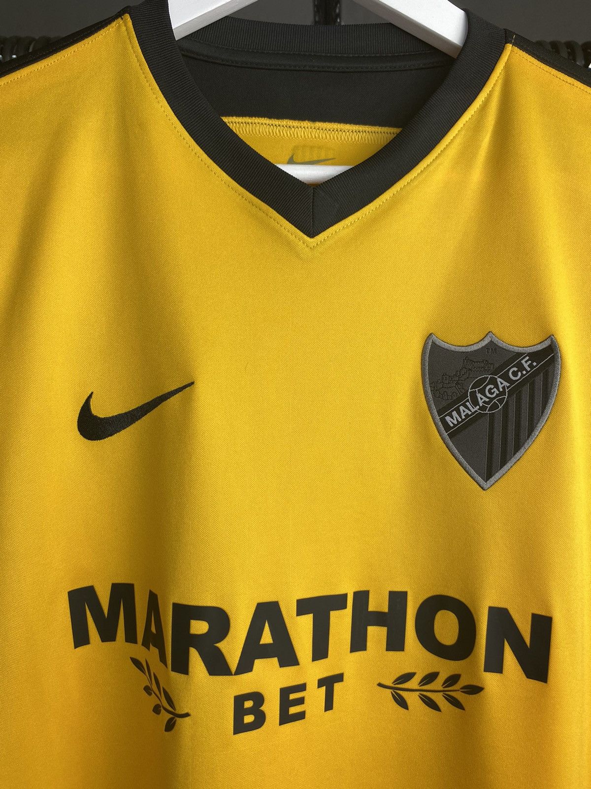 Nike 2016/17 NIKE MALAGA #21 JONY AWAY SOCCER FOOTBALL JERSEY Size US M / EU 48-50 / 2 - 5 Thumbnail