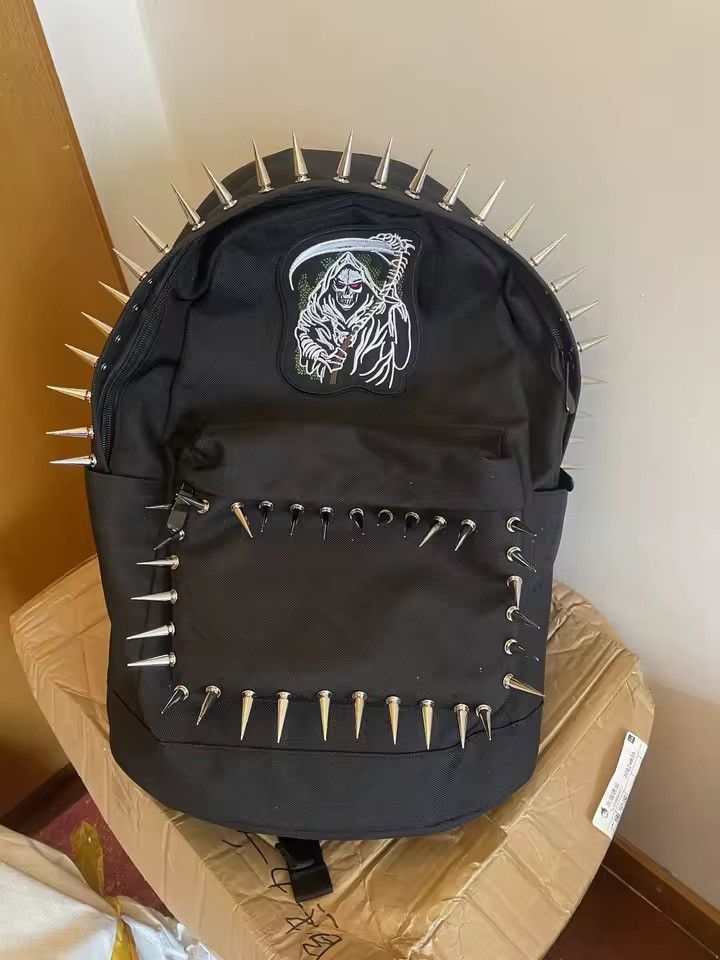 Other Gothic Punk Rivets Skull Capacity Large Backpack Size ONE SIZE - 3 Thumbnail