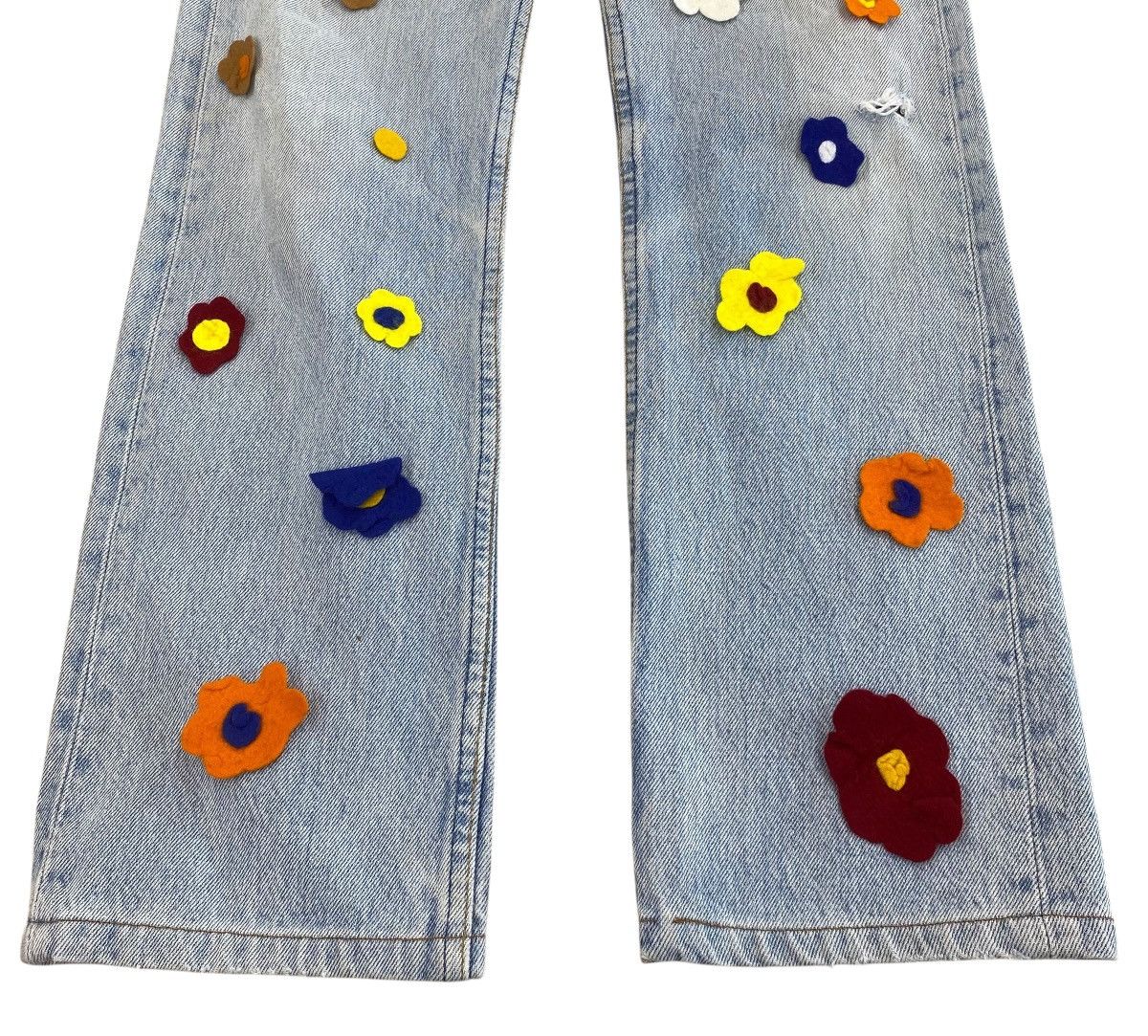 Levi's Levi's 501 distressed denim jeans with floral patches jeans Size 26" / US 2 / IT 38 - 5 Thumbnail