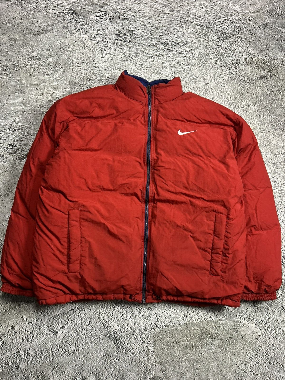 Nike × Vintage Nike navy puffer jacket big logo reversible vintage 90s red Size US XXL / EU 58 / 5 - 7 Thumbnail