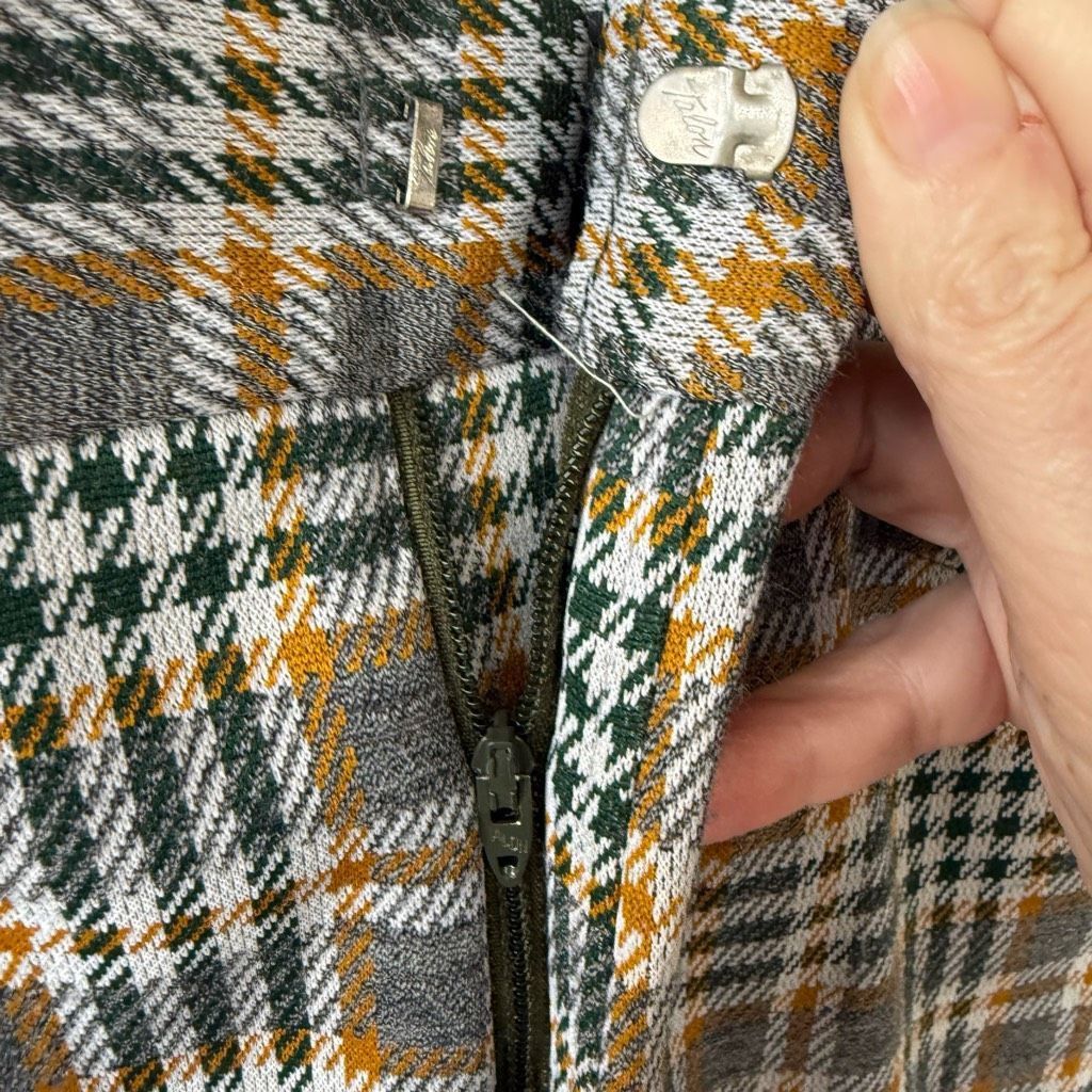 Vintage Vintage 70s Haggar Green Grey Mustard Plaid Flared Polyester Pants 34 S Size US 34 / EU 50 - 3 Thumbnail