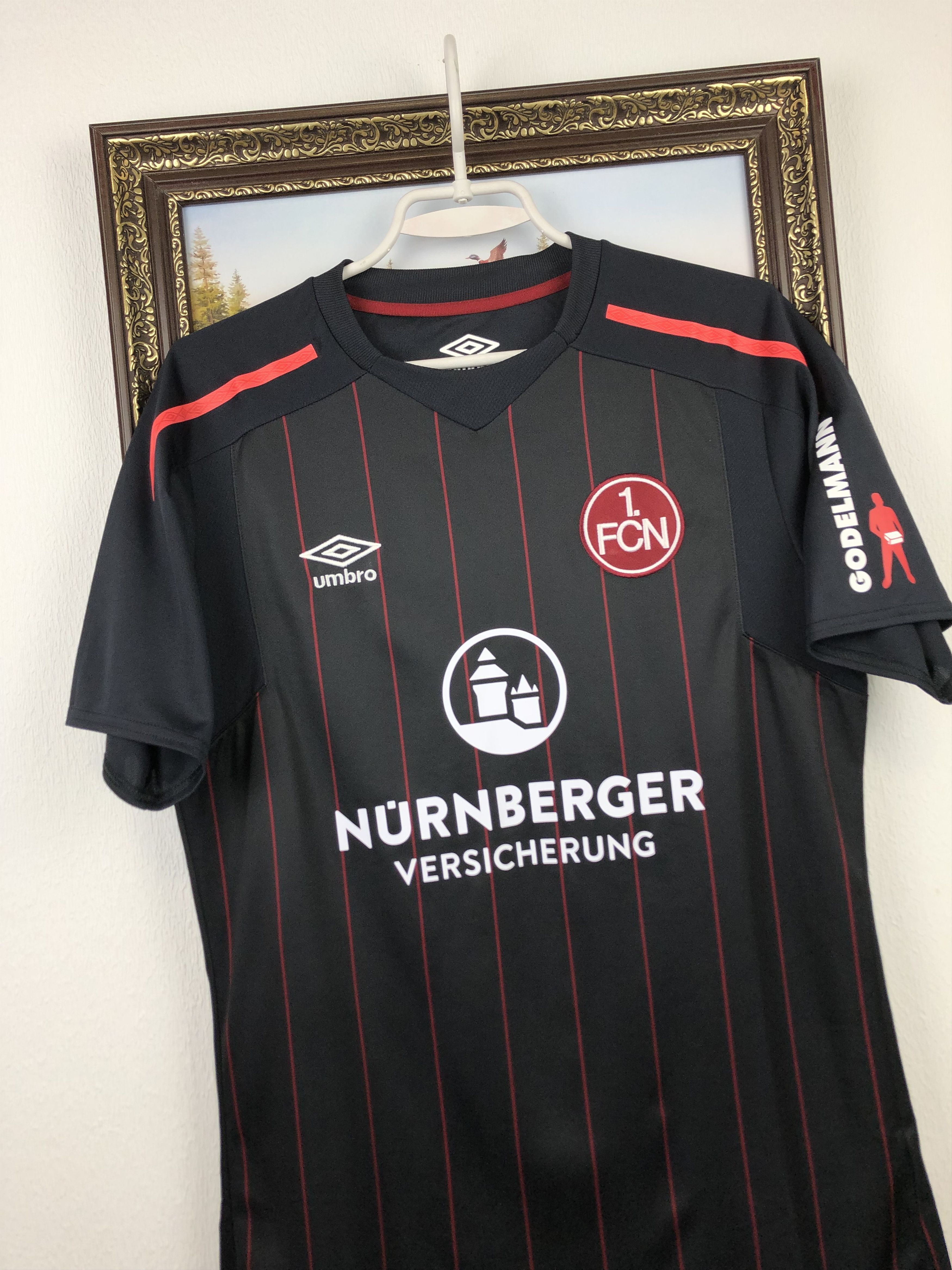 Other Nurnberg football shirt 2017 Soccer Umbro Jersey Trikot Size US M / EU 48-50 / 2 - 3 Thumbnail