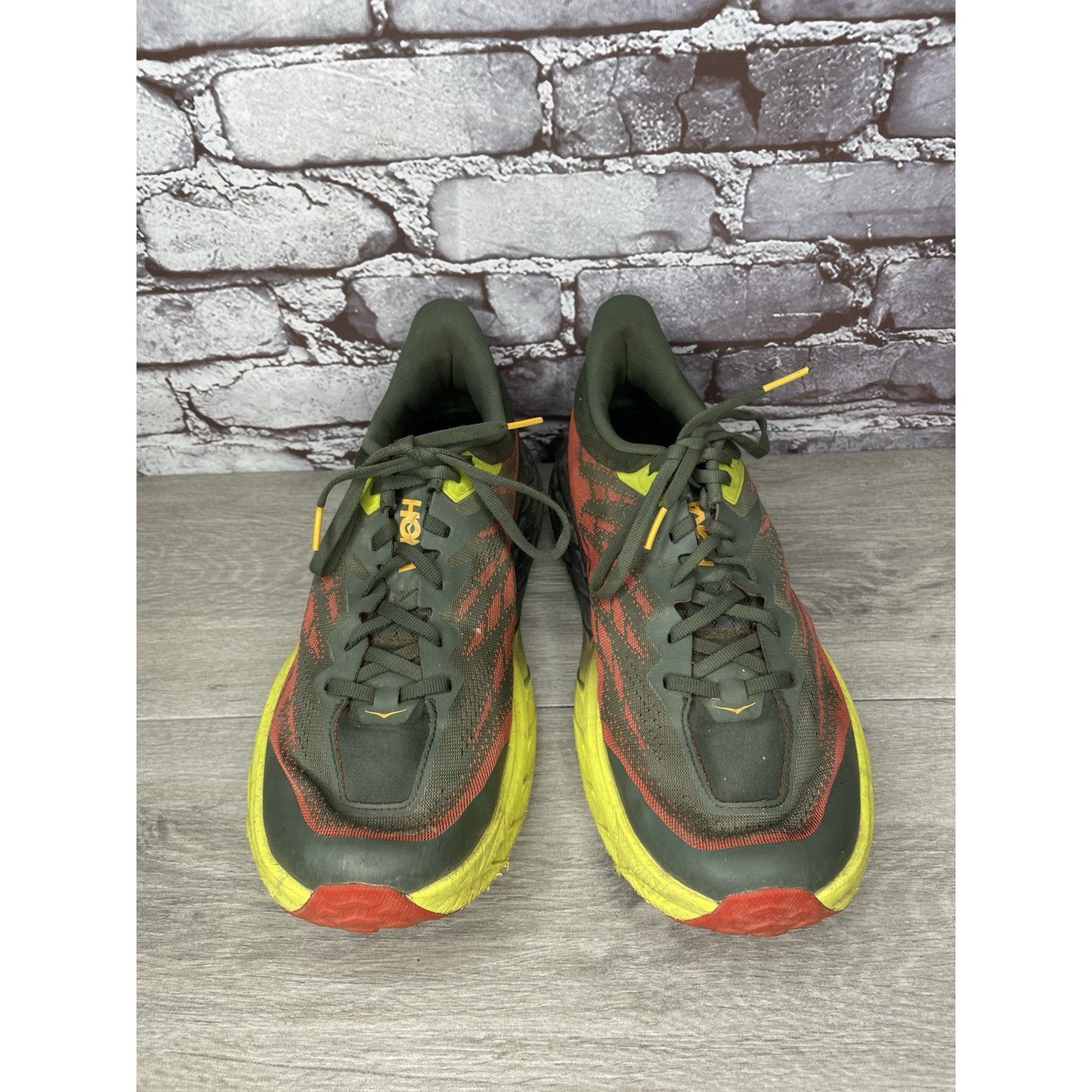 Hoka Hoka One Speedgoat 5 Thyme Fiesta Gray Fabric Red Yellow Gym Size US 12 / EU 45 - 12 Thumbnail