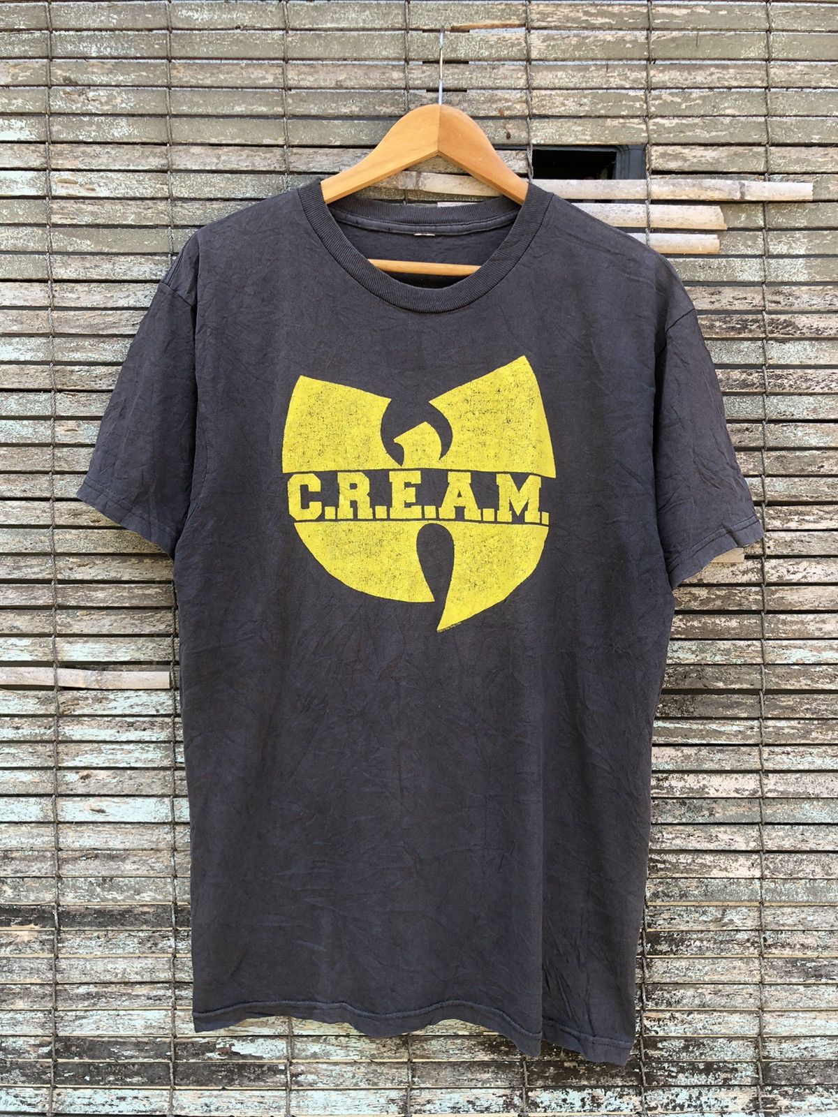 Band Tees Vintage Crazy Sunfaded Wutang Clan CREAM Rap Tees Size US L / EU 52-54 / 3 - 1 Thumbnail