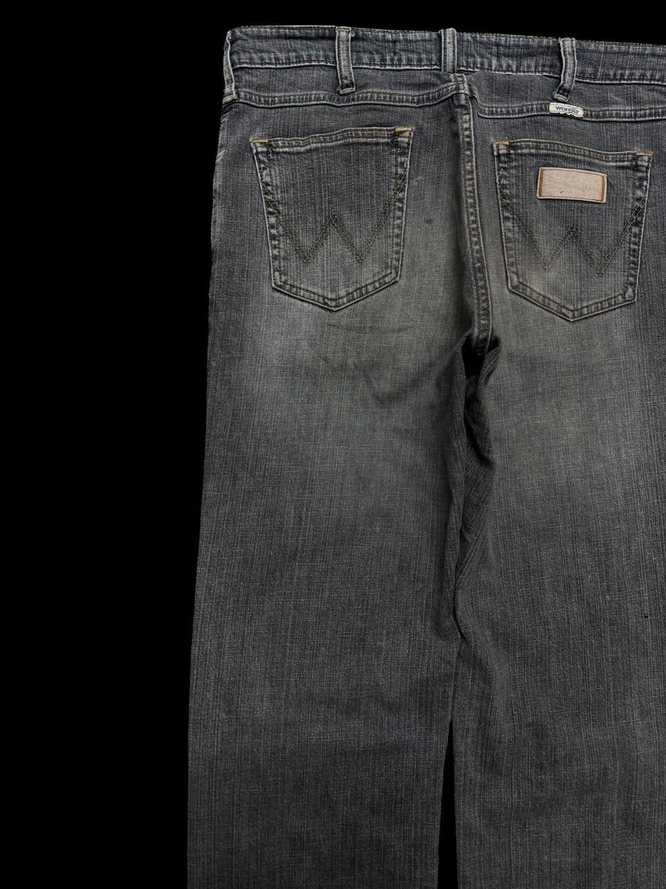 Wrangler Vintage 90s Archive Wrangler Mudwash Distressed Ripped Jean Size US 31 - 16 Thumbnail