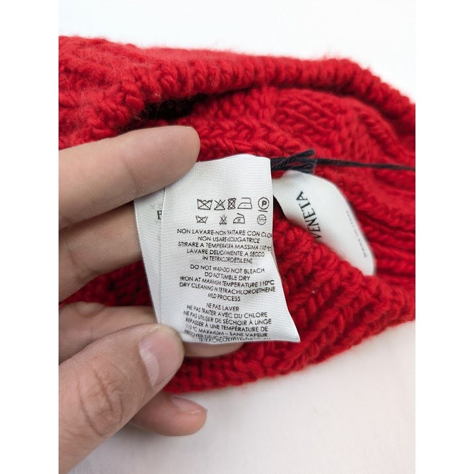 Bottega Veneta o1rshd1 Size: M / HandKnit Wool Square Beanie/Hat in Red Size ONE SIZE - 13 Thumbnail