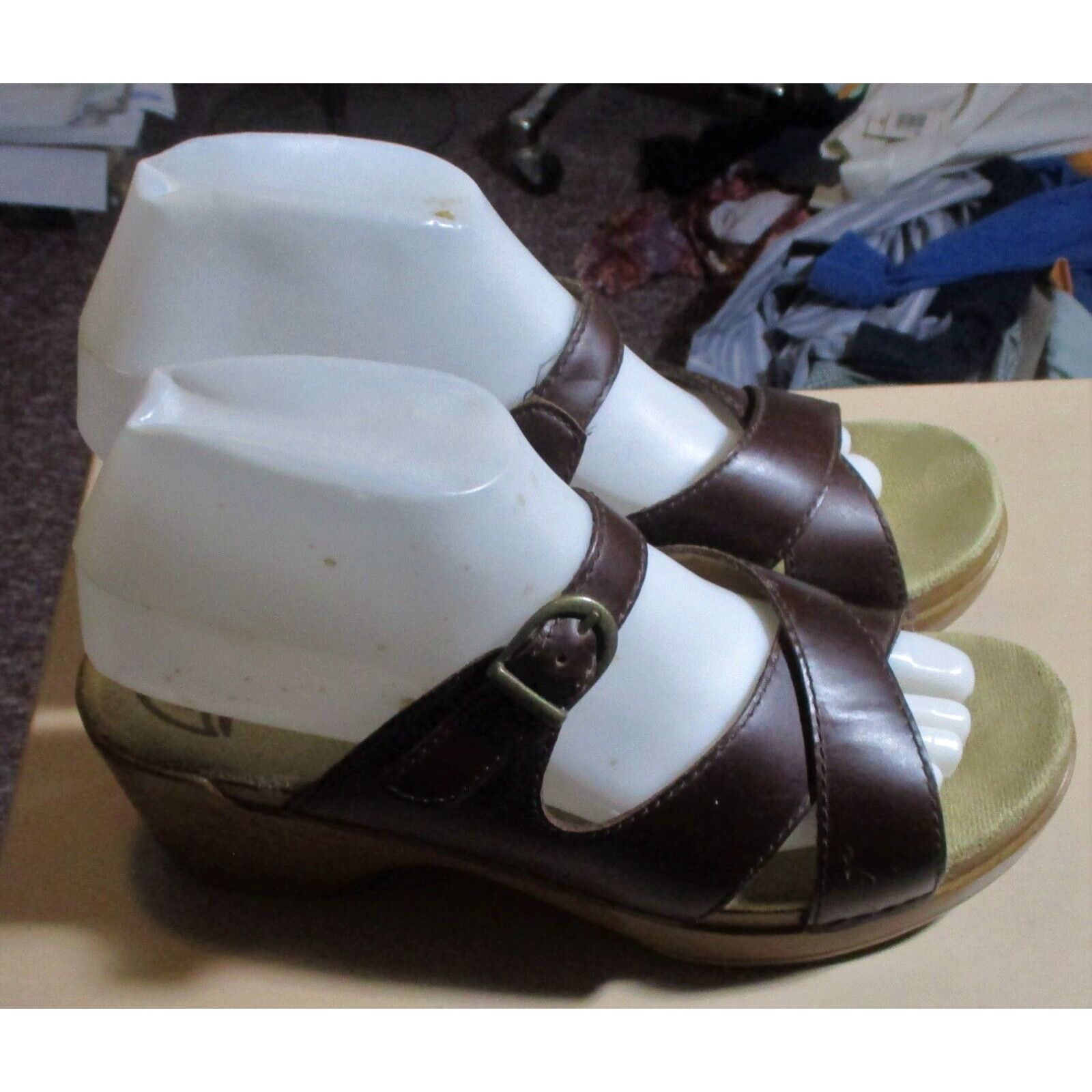 Dansko Women's DANSKO Brown Leather Strappy Sandal Shoes Size 39 Size ONE SIZE - 1 Preview
