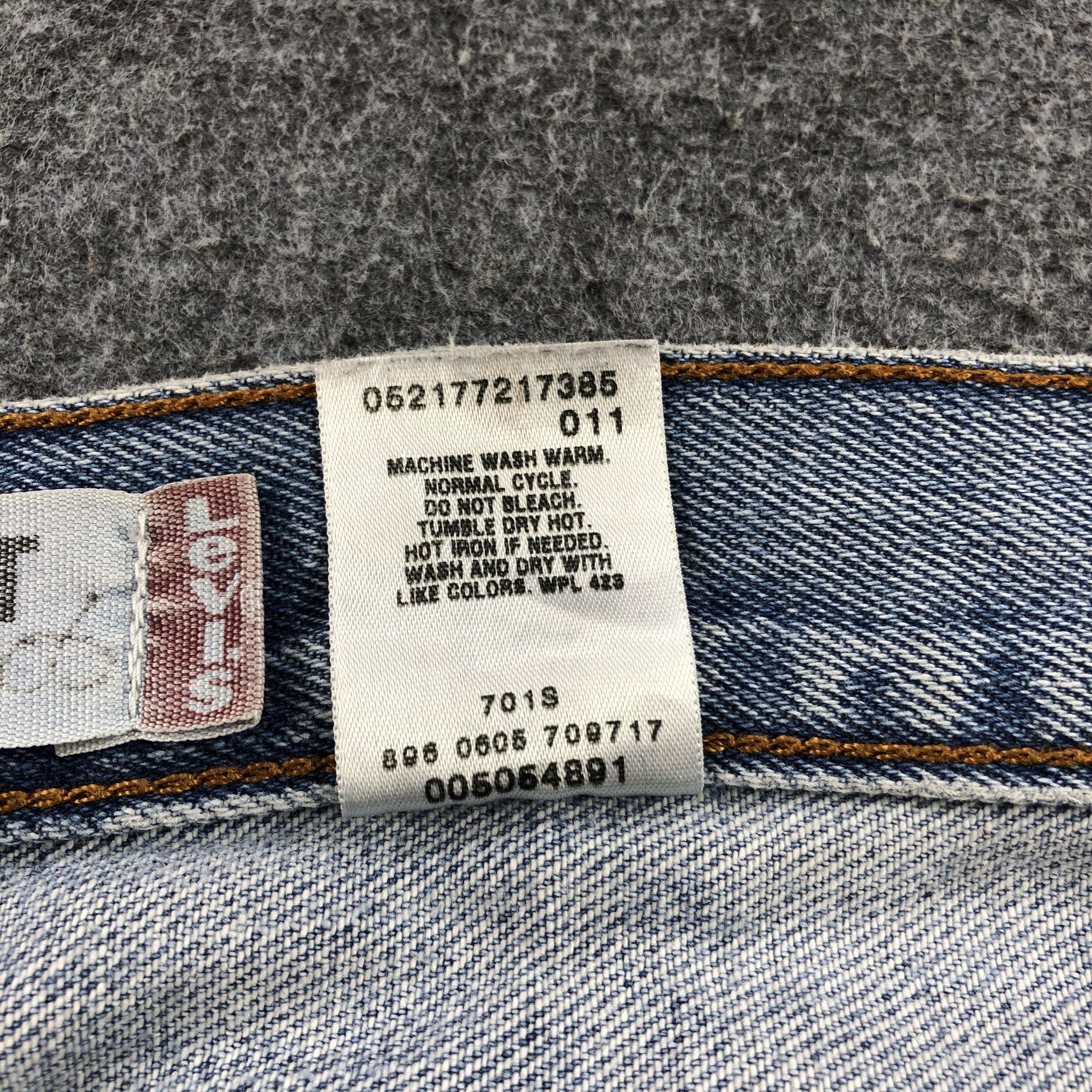 Levi's × Vintage Vintage Light Wash Levis 505 Jeans-JM1391 Size US 36 / EU 52 - 10 Thumbnail