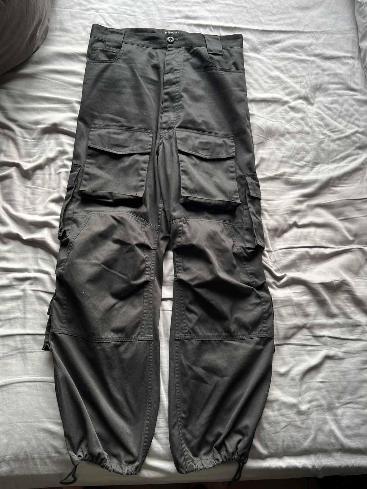 Balenciaga Balenciaga Multi Pocket Cargo Size US 36 / EU 52 - 2 Thumbnail