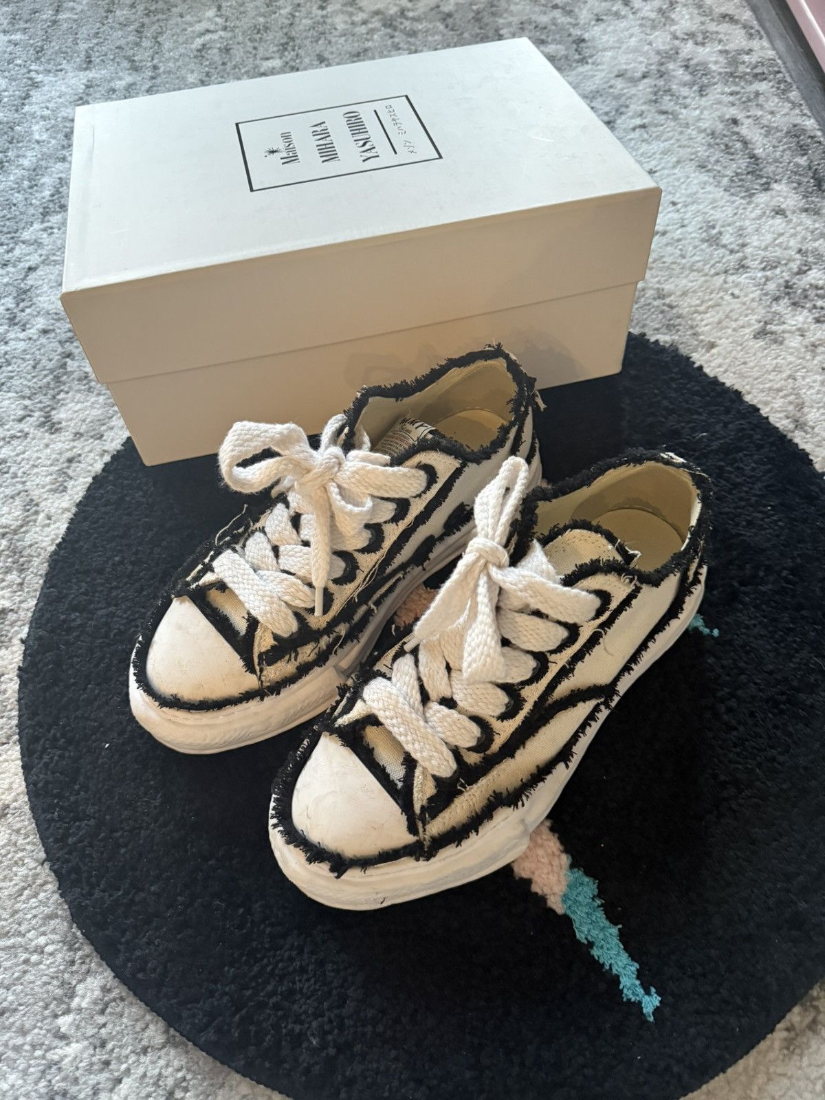 Maison MIHARA YASUHIRO Maison MIHARA YASUHIRO Peterson Low OG Overhanging Sneakers Size US 9 / EU 42 - 1 Thumbnail