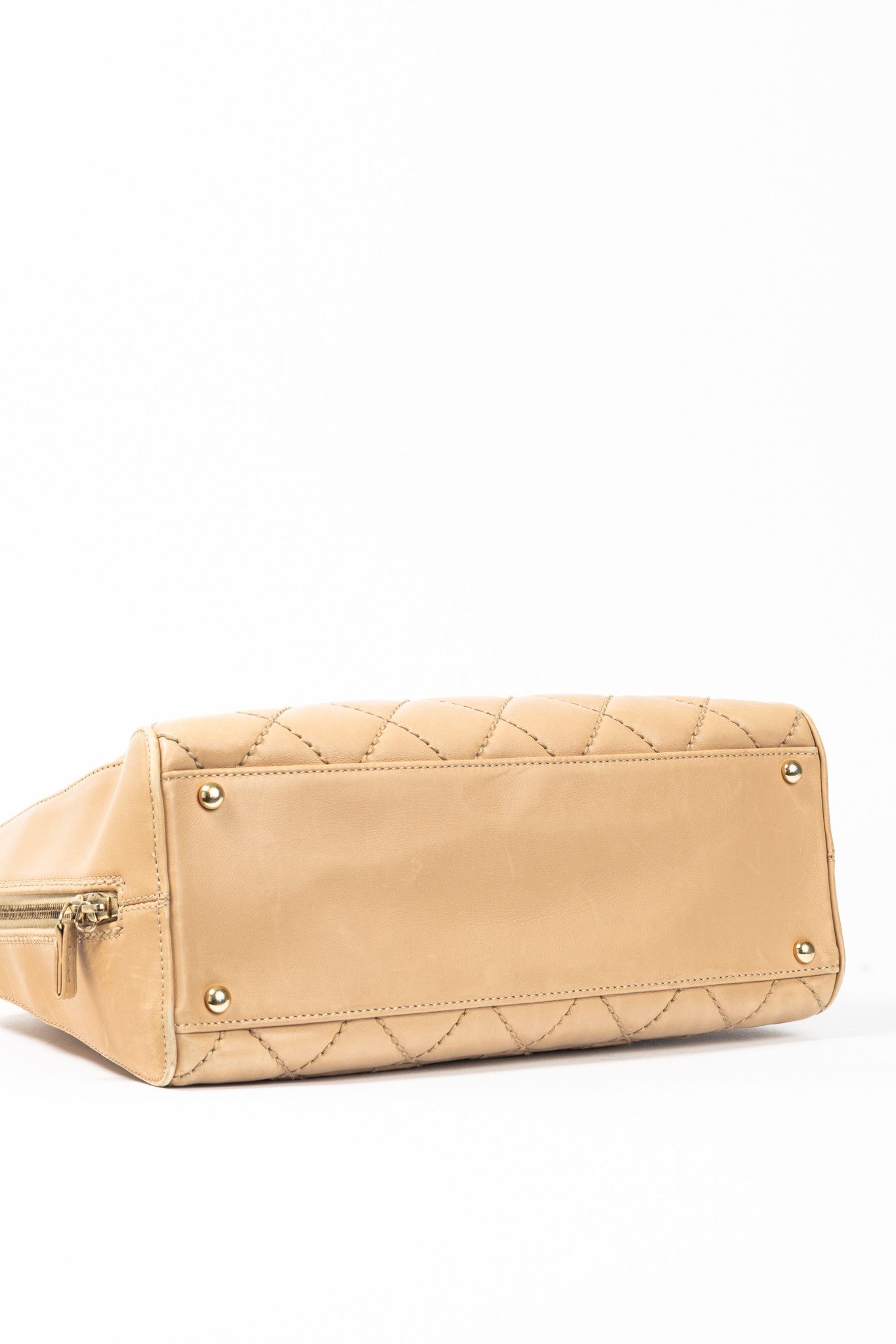 Chanel Chanel Wild Stitch Sand CC Quilted Leather Tote Size ONE SIZE - 5 Thumbnail
