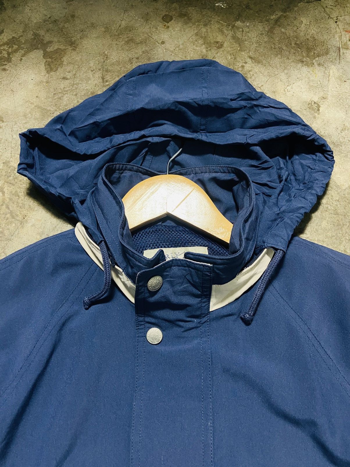 Beverly Hills Polo Club Vintage Baverly Hills Polo Club Hidden Hoodie Light Jacket Size US L / EU 52-54 / 3 - 9 Thumbnail