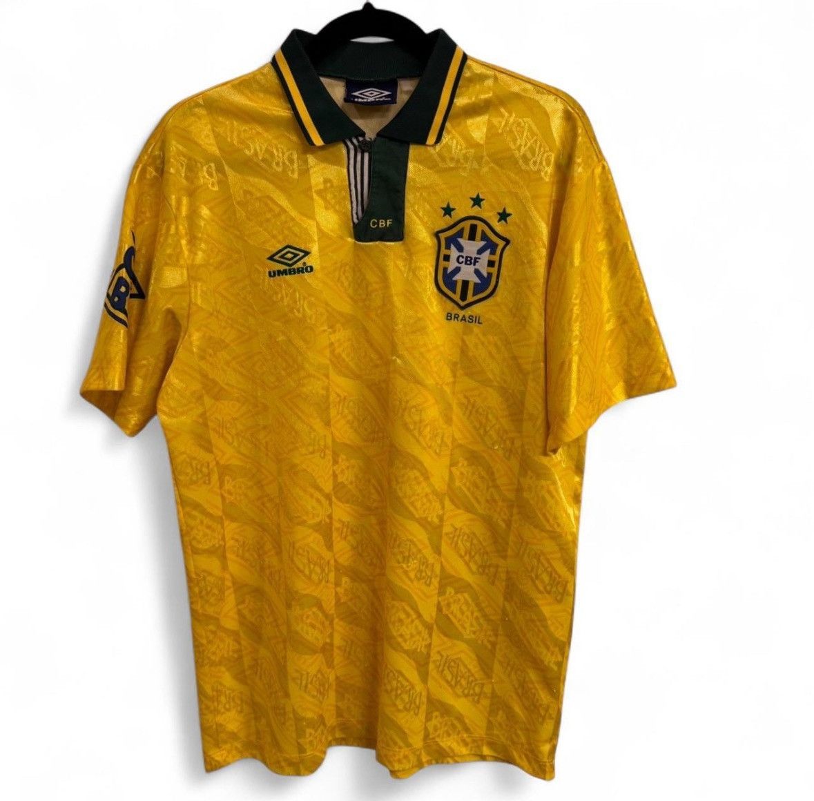 Umbro Vintage Men's Umbro Brazil 91/93 Home Kit Size US L / EU 52-54 / 3 - 1 Thumbnail