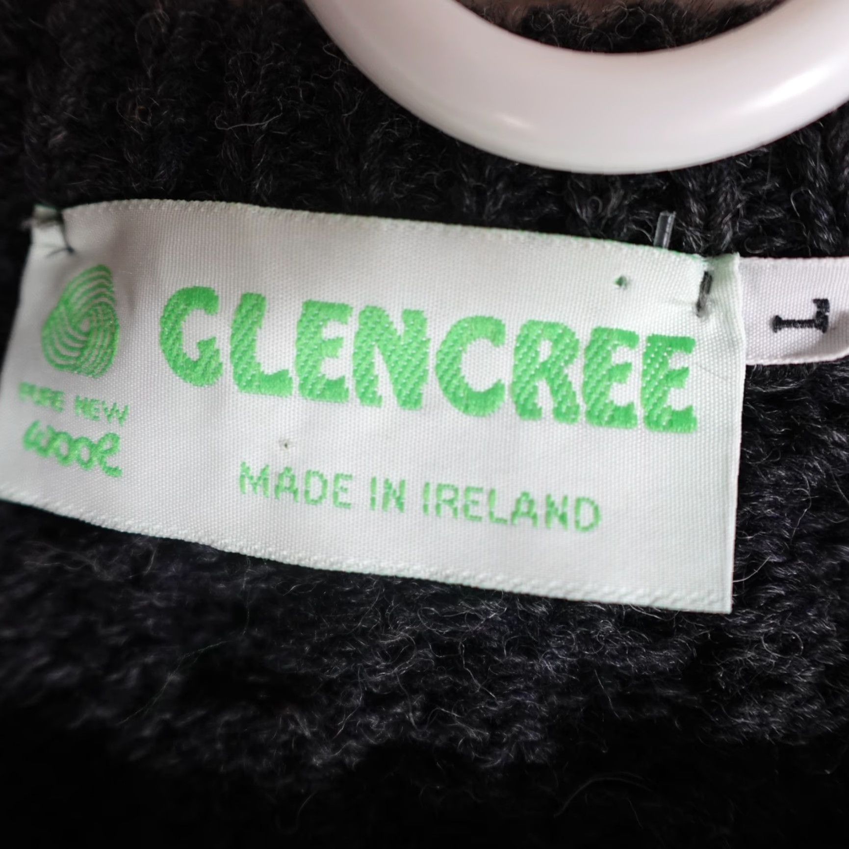 Vintage Glencree Sweater L Gray Charcoal Wool Knit Crew Neck Fisherman Cable Heavyweight Pullover Mens Size US L / EU 52-54 / 3 - 2 Thumbnail