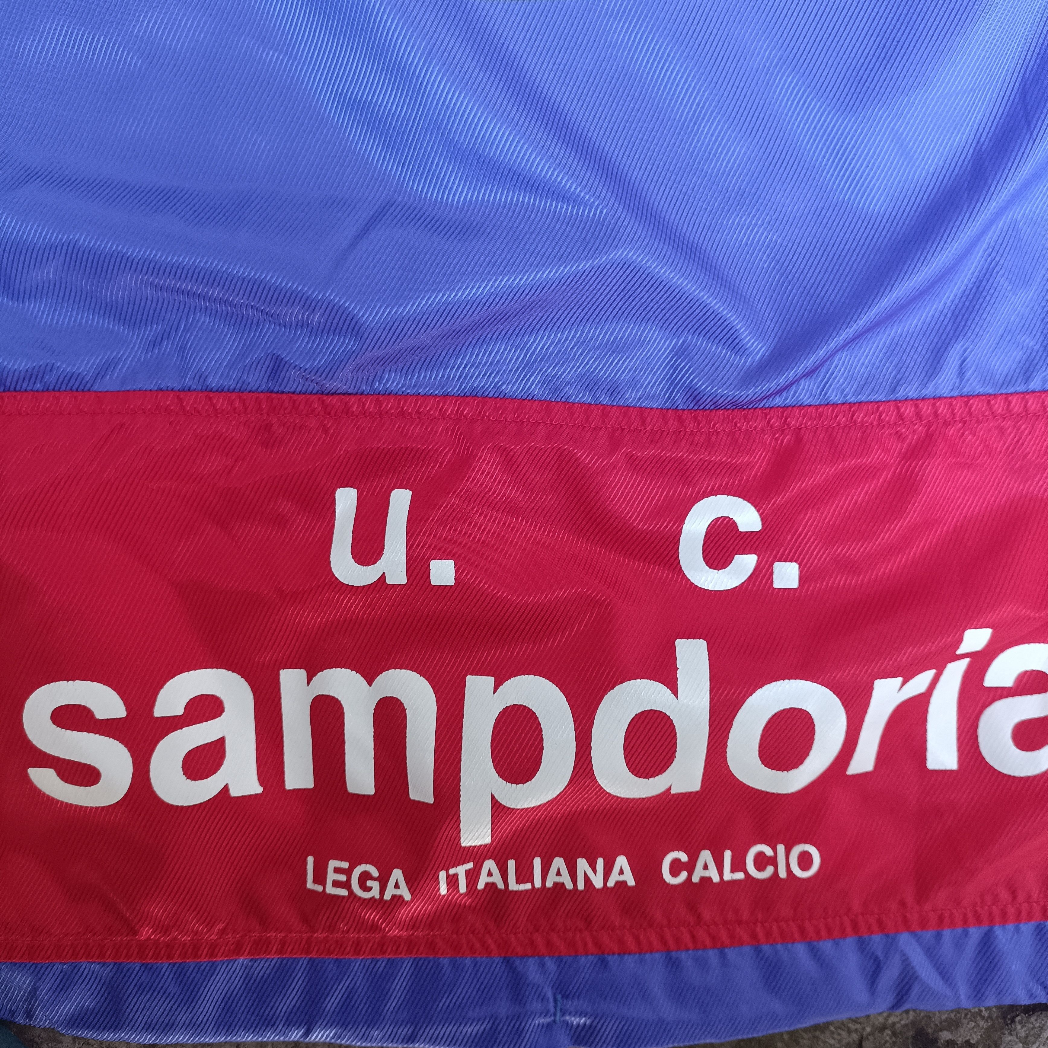 Vintage Vintage ©93 U.C sampdoria Italian Football League jacket Size US L / EU 52-54 / 3 - 6 Thumbnail