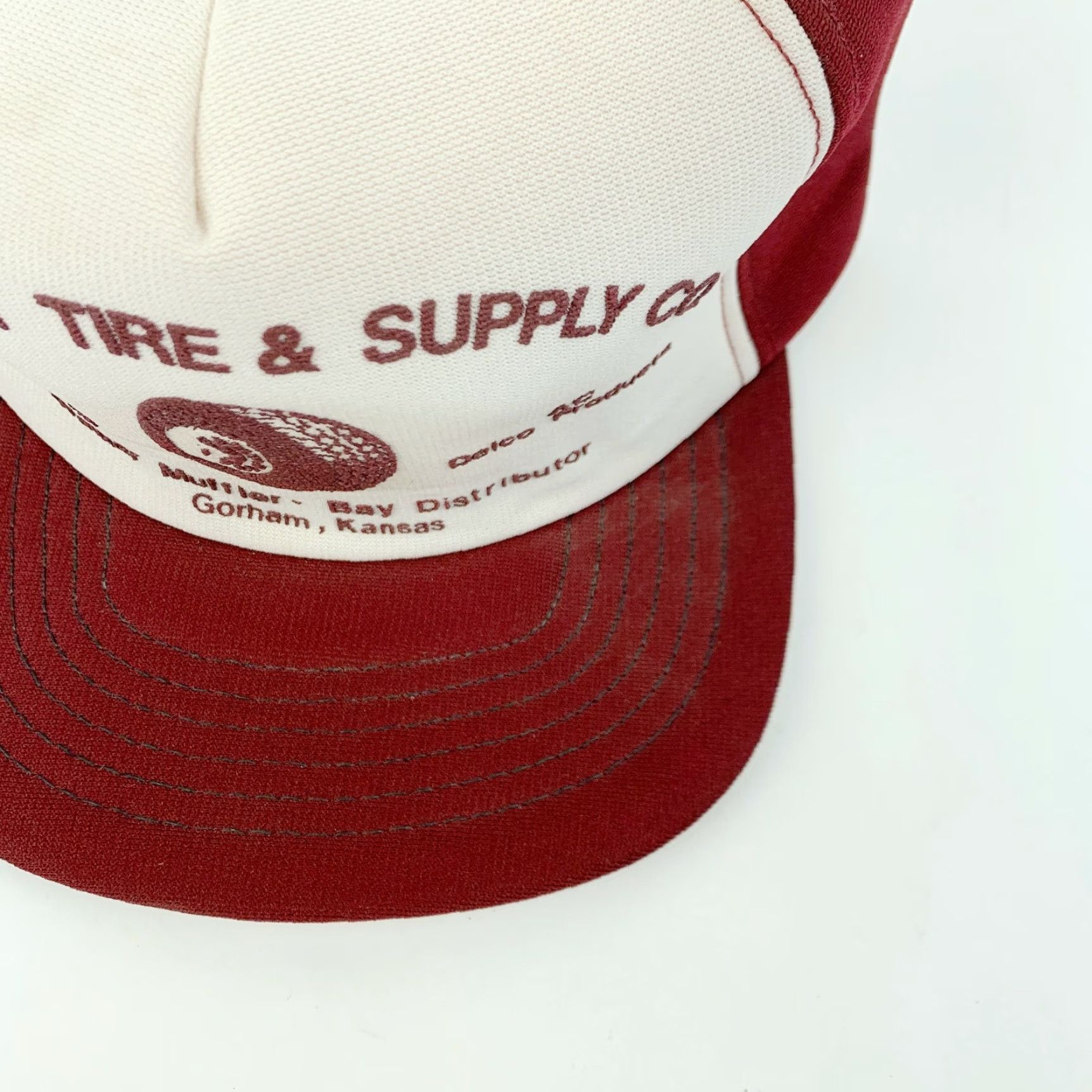 Vintage VINTAGE Gorham Tire Supply Kansas Snapback Trucker Hat Cap Burgundy Burgundy Snapback Trucker Cap Men’s/Womens? Size ONE SIZE - 2 Thumbnail