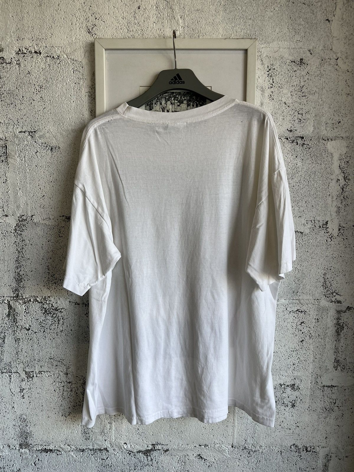 Vintage Vintage PIGTORIA’S SECRET 90’s parody by Jim Henson Tshirt Size US XL / EU 56 / 4 - 9 Thumbnail