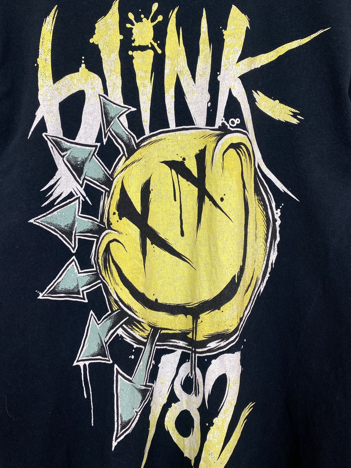 Band Tees Blink-182 Rock Band Tee Graphic Black Top Print Short Sleeve Size US M / EU 48-50 / 2 - 3 Thumbnail