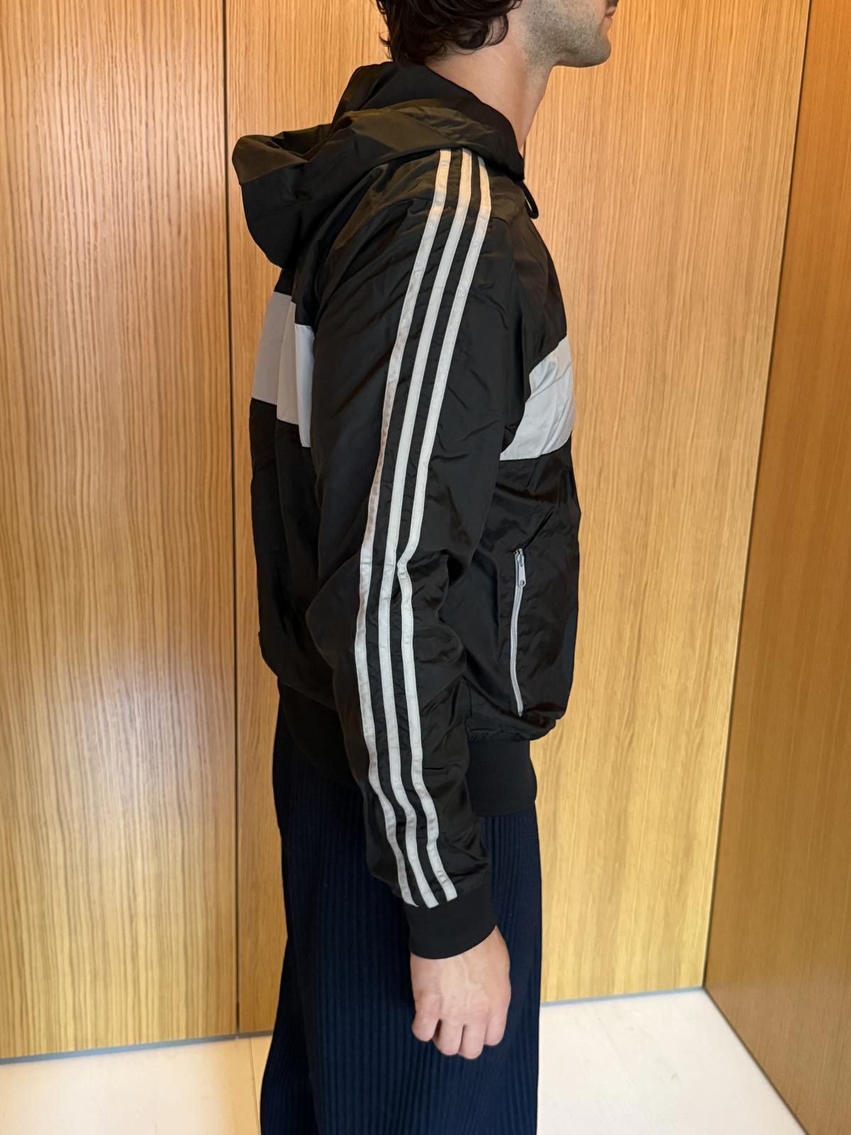 Adidas Adidas Men's Black and Gray Windbreaker Jacket with Hood Size US M / EU 48-50 / 2 - 3 Thumbnail