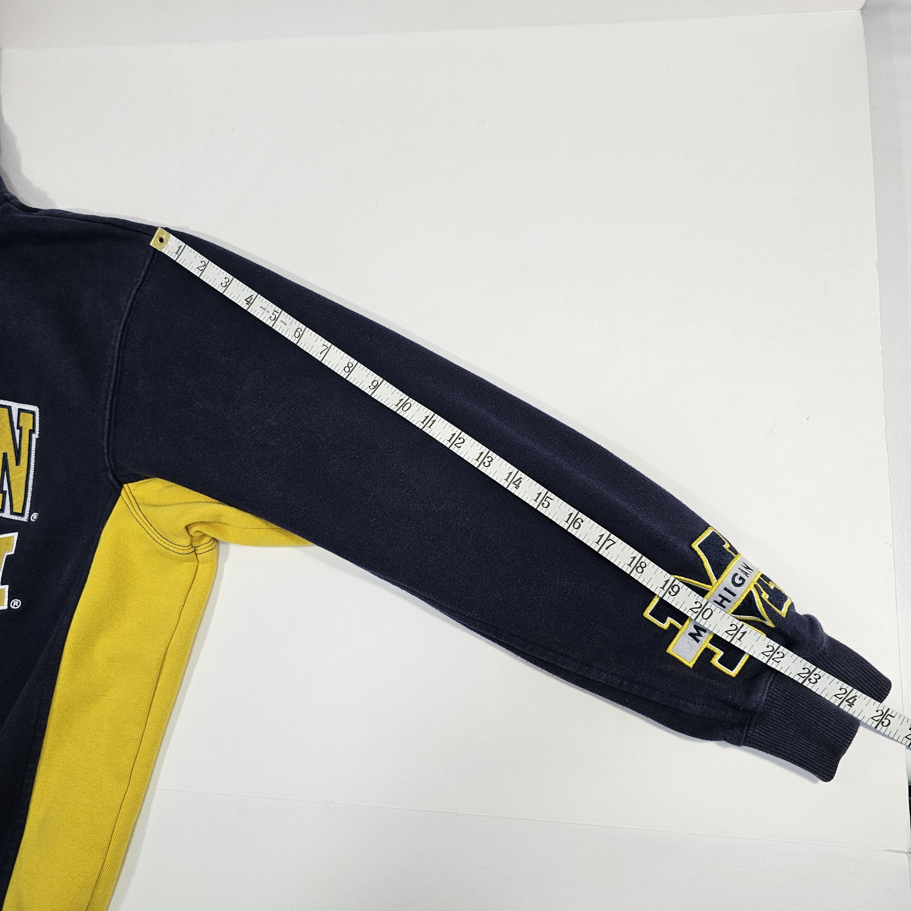 Colosseum Athletics Colosseum Athletics University of Michigan Full Zip Hoodie Size US L / EU 52-54 / 3 - 8 Thumbnail