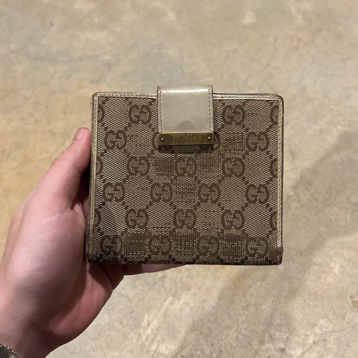 Designer × Gucci × Vintage Vintage Gucci GG Monogram Canvas Compact Wallet Rare Size ONE SIZE - 1 Thumbnail