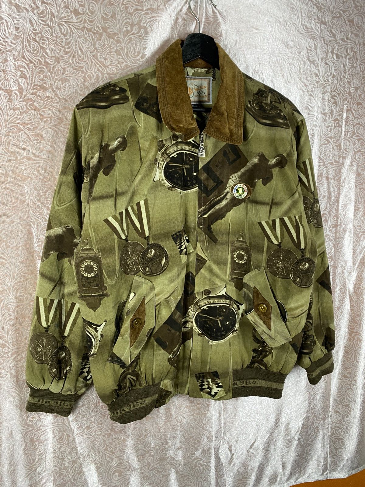 Vintage WeiFan Vintage Graphic Olive Green Suede Collar Retro Print Size US L / EU 52-54 / 3 - 5 Thumbnail