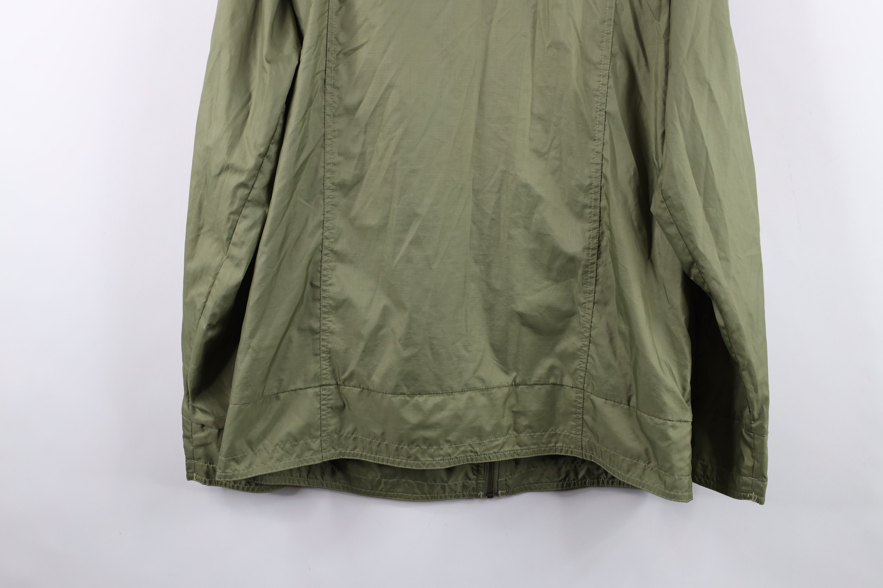 Under Armour Vintage Under Armour Full Zip Hooded Windbreaker Jacket Size L / US 10 / IT 46 - 15 Thumbnail