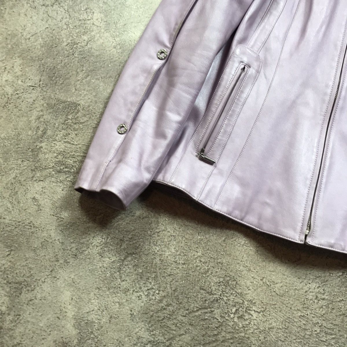 Vintage Vintage Y2K Lavender Leather Jacket Streetwear 90s Faded L Size L / US 10 / IT 46 - 4 Thumbnail