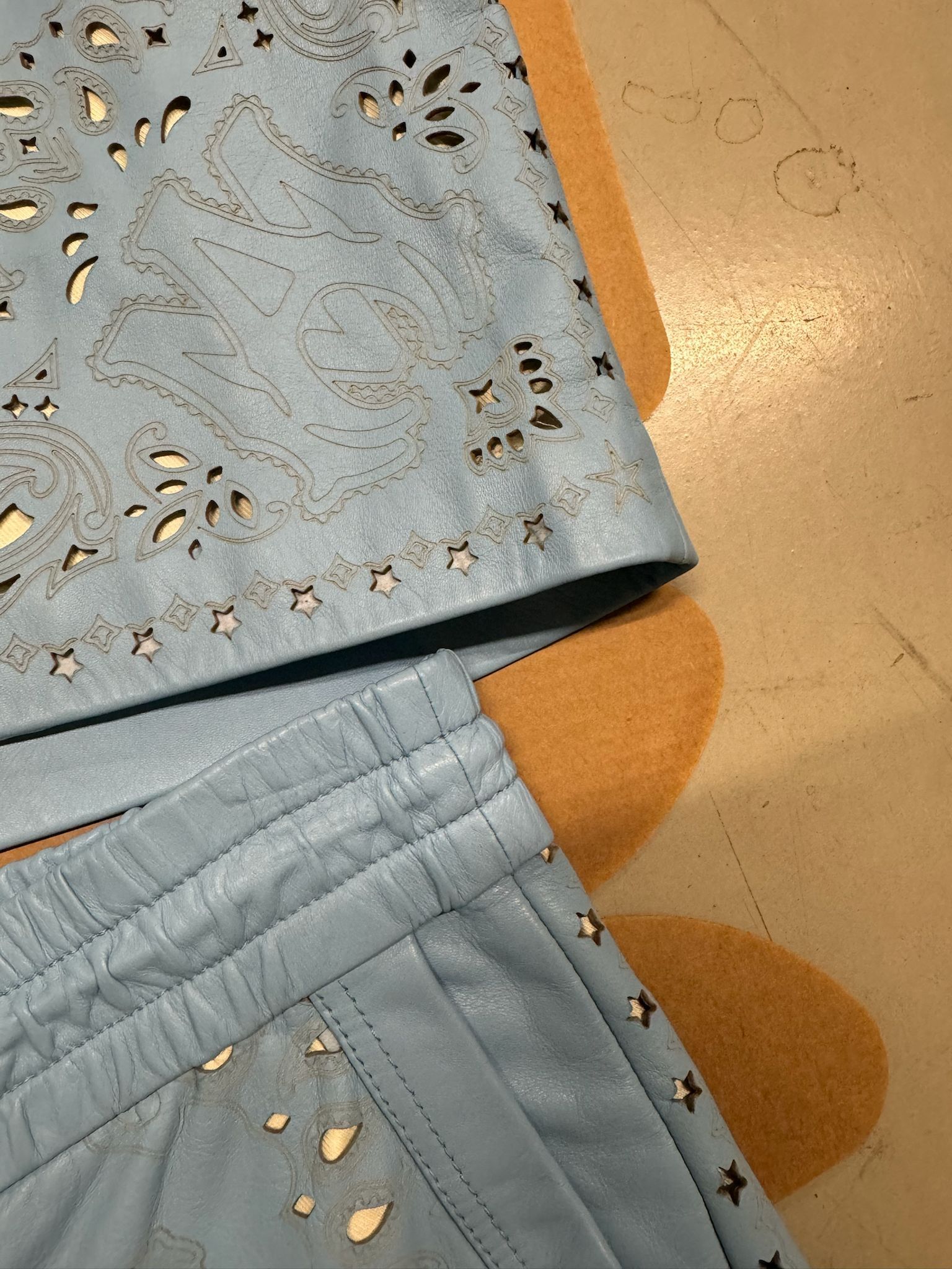 Amiri o1alsim10925 Star-Bandana Cut Out Full Set Shirt And Shorts Size US M / EU 48-50 / 2 - 8 Thumbnail