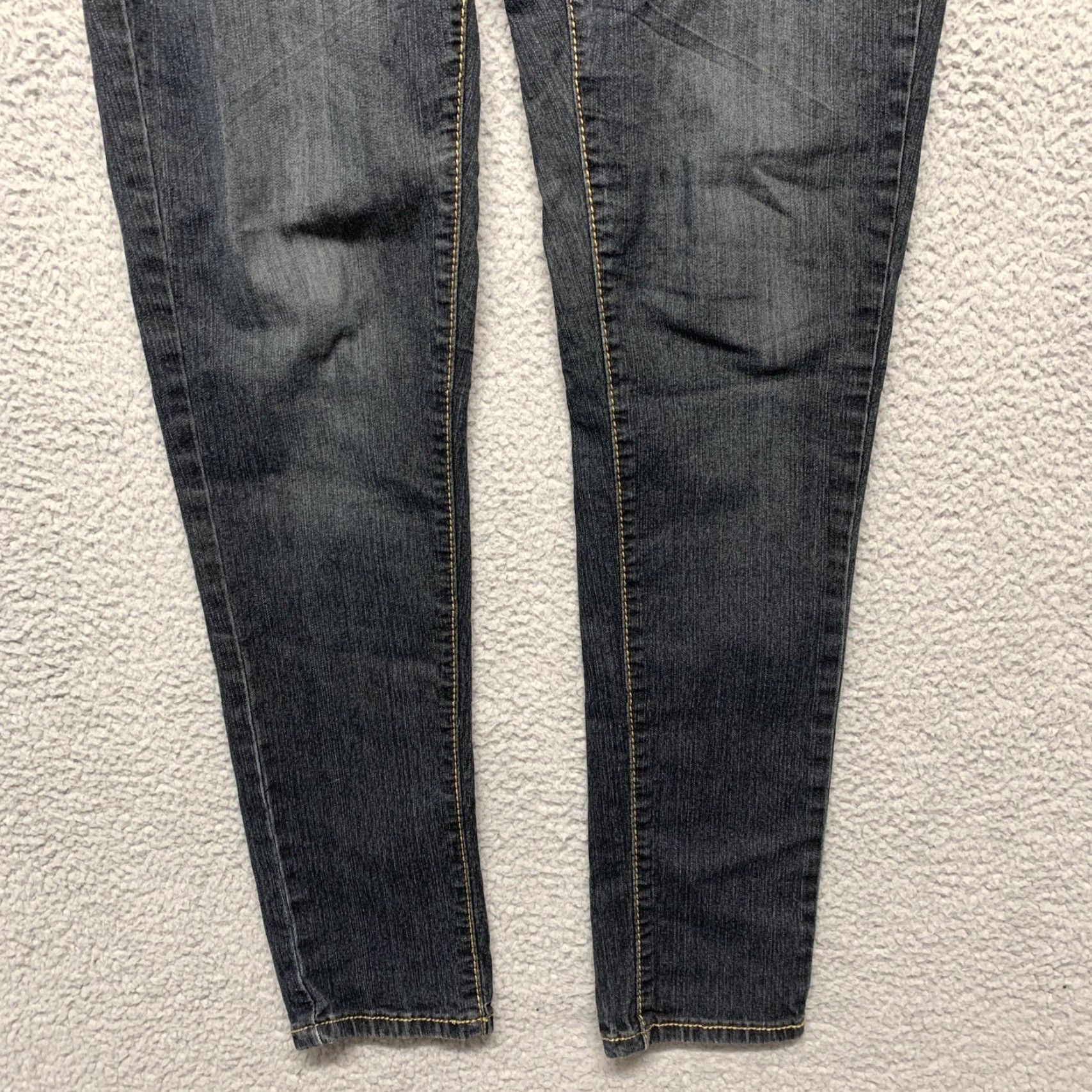 Vintage Jeans Colony Jeans Skinny Blue Dark Wash Cotton Blend Stretch Size 16 Women’s Regular 31.5 Inseam 5-Pocket Denim Clothing Woman Mensveless? Size 38" / US 16 / IT 52 - 3 Thumbnail
