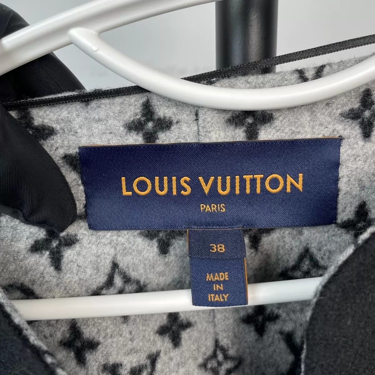 Louis Vuitton LV all-over print dressing gown coat black outer gray inner Size S / US 4 / IT 40 - 3 Thumbnail