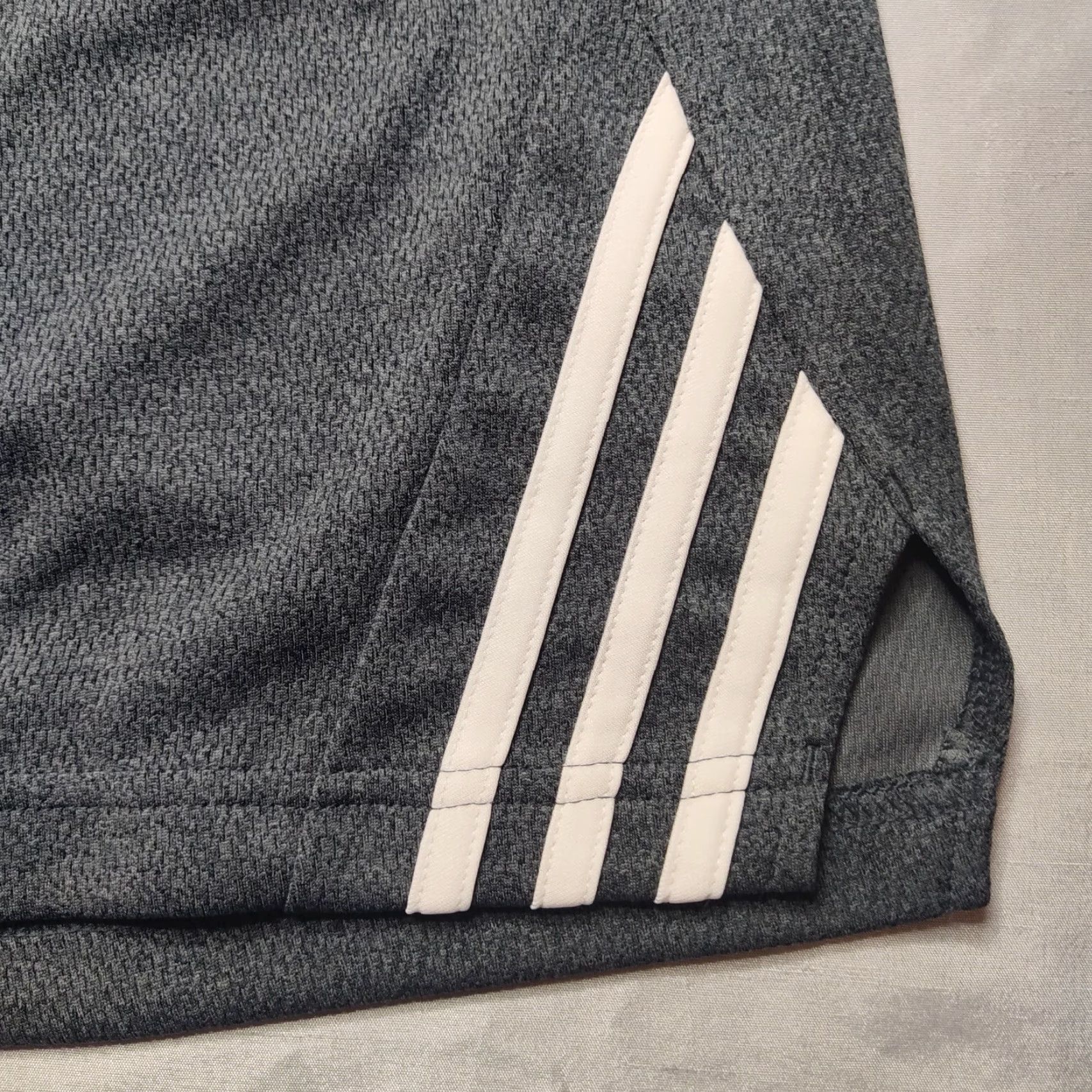 Adidas ADIDAS Men Small Black Melange Axis 20 Knit Textured Training Shorts NEW Size US 29 - 6 Thumbnail
