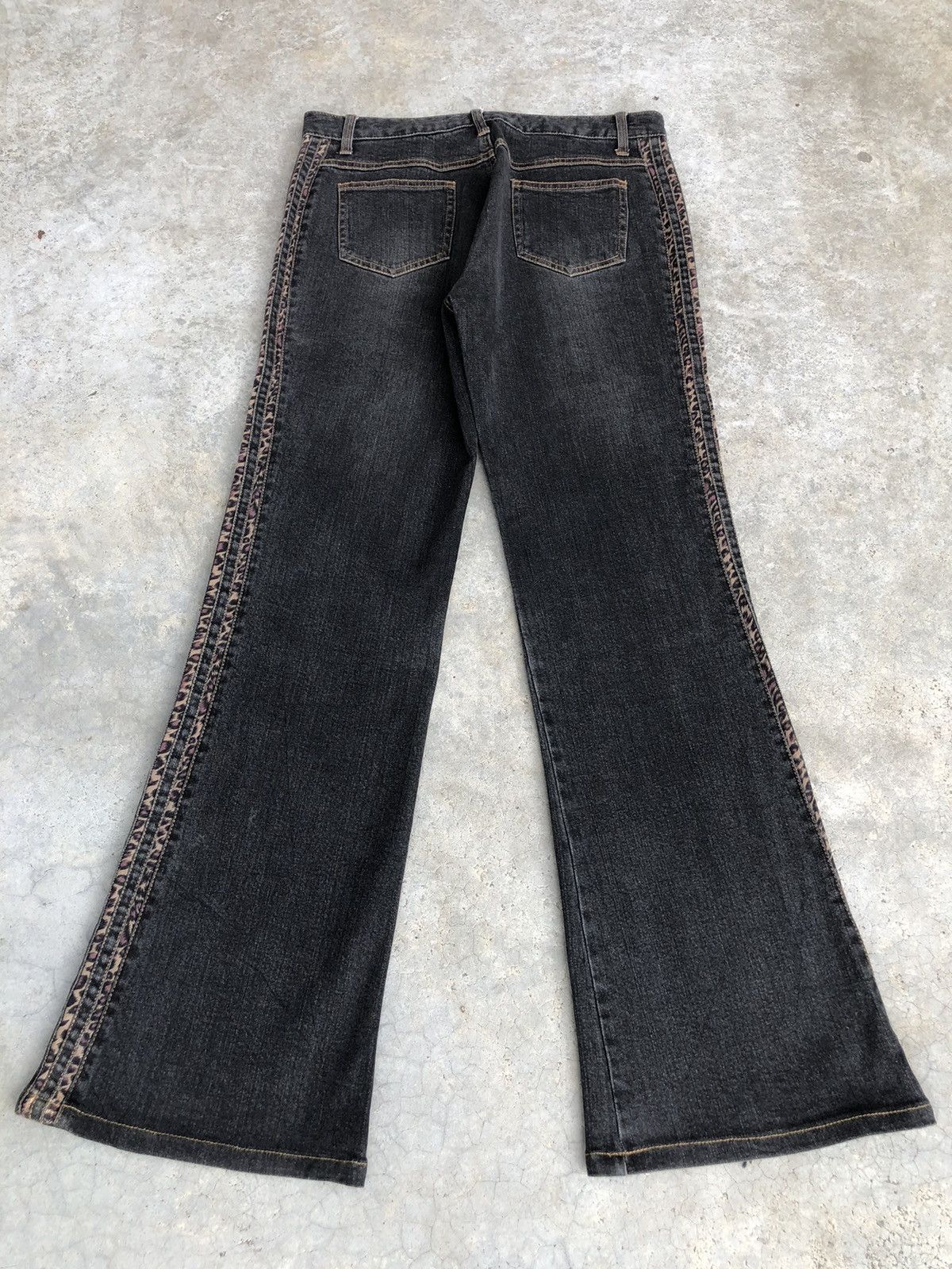If Six Was Nine Jouer Bu Flared Jeans Distressed Jeans Size US 30 / EU 46 - 2 Thumbnail